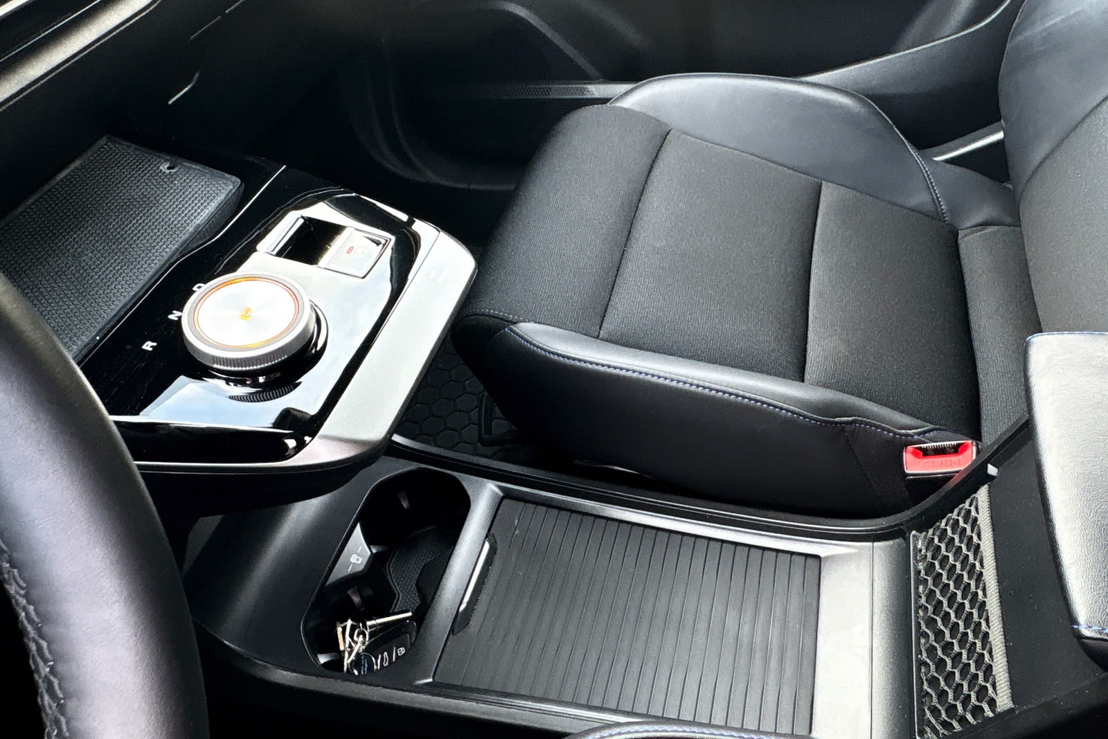 MG 4 Electric Extended Range 77 kWh, 245hp, 2024