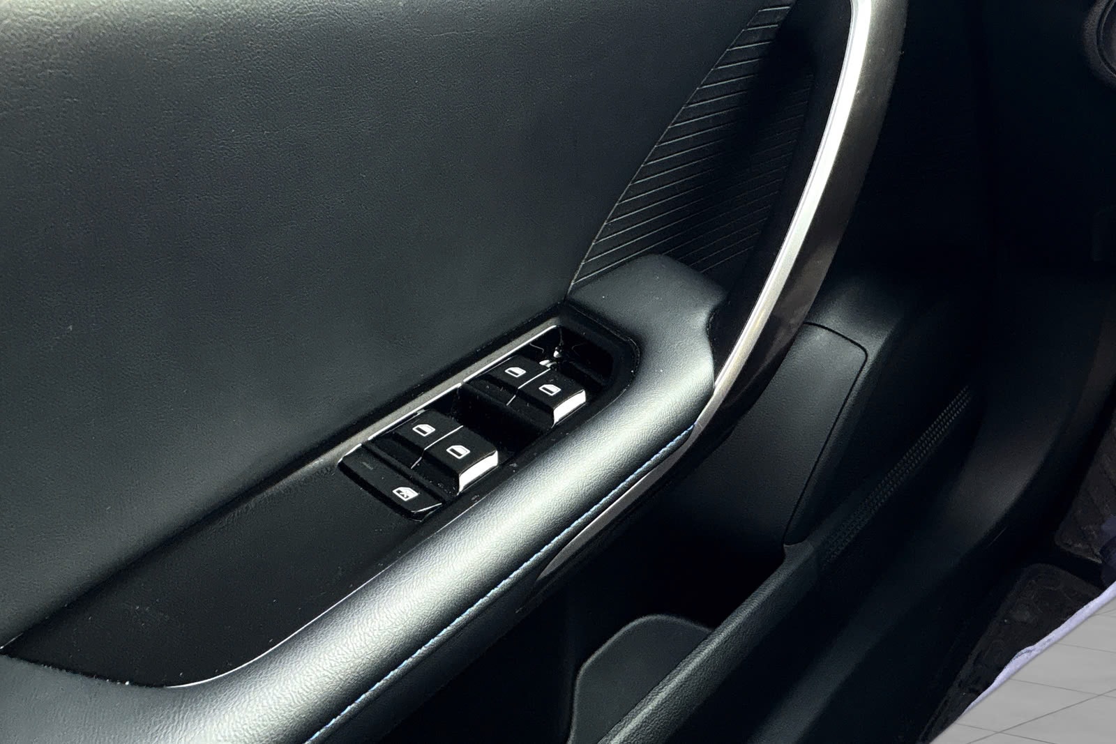 MG 4 Electric Extended Range 77 kWh, 245hp, 2024