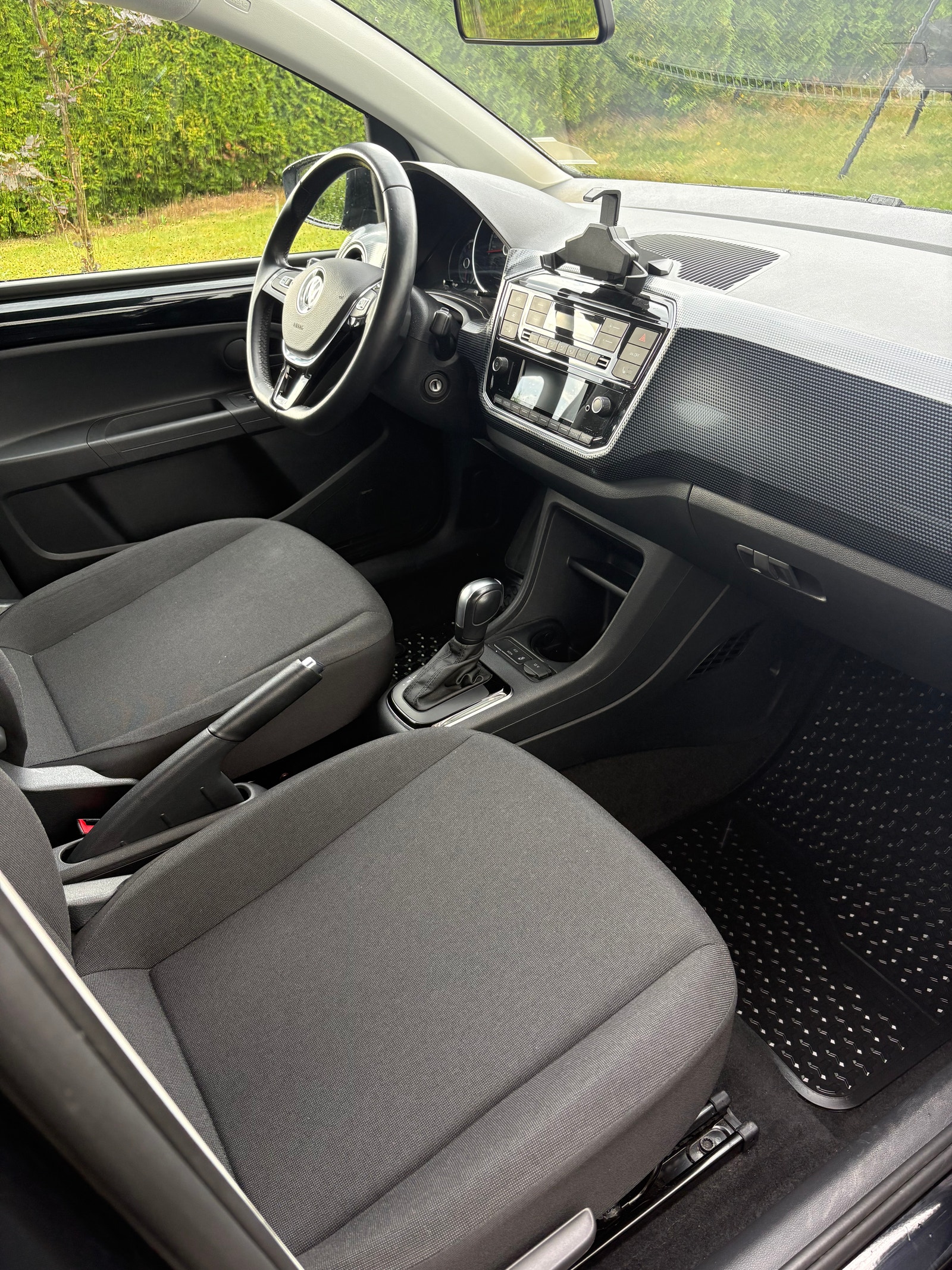 Volkswagen e-up!, 83ps, 2022