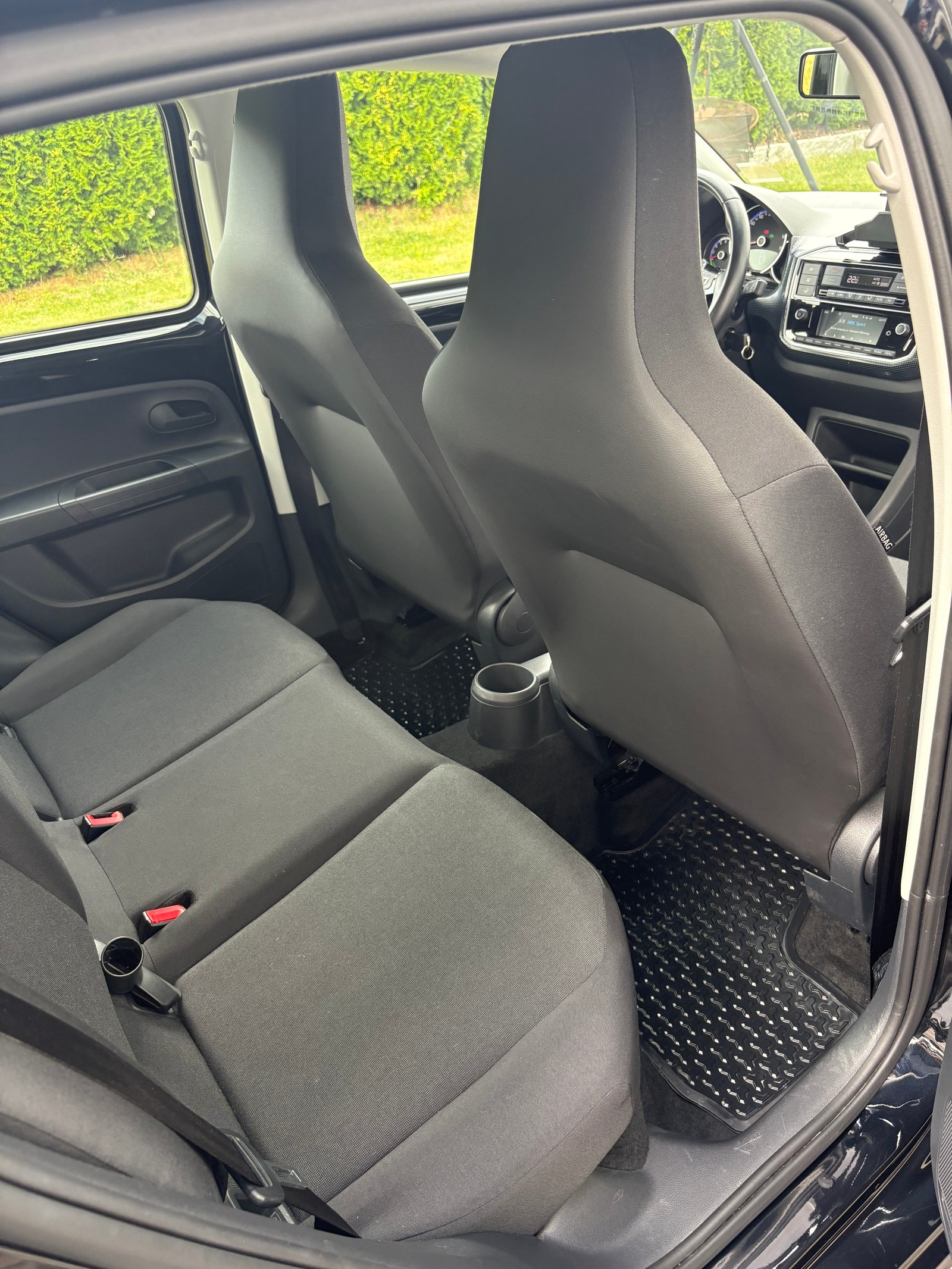Volkswagen e-up!, 83ps, 2022