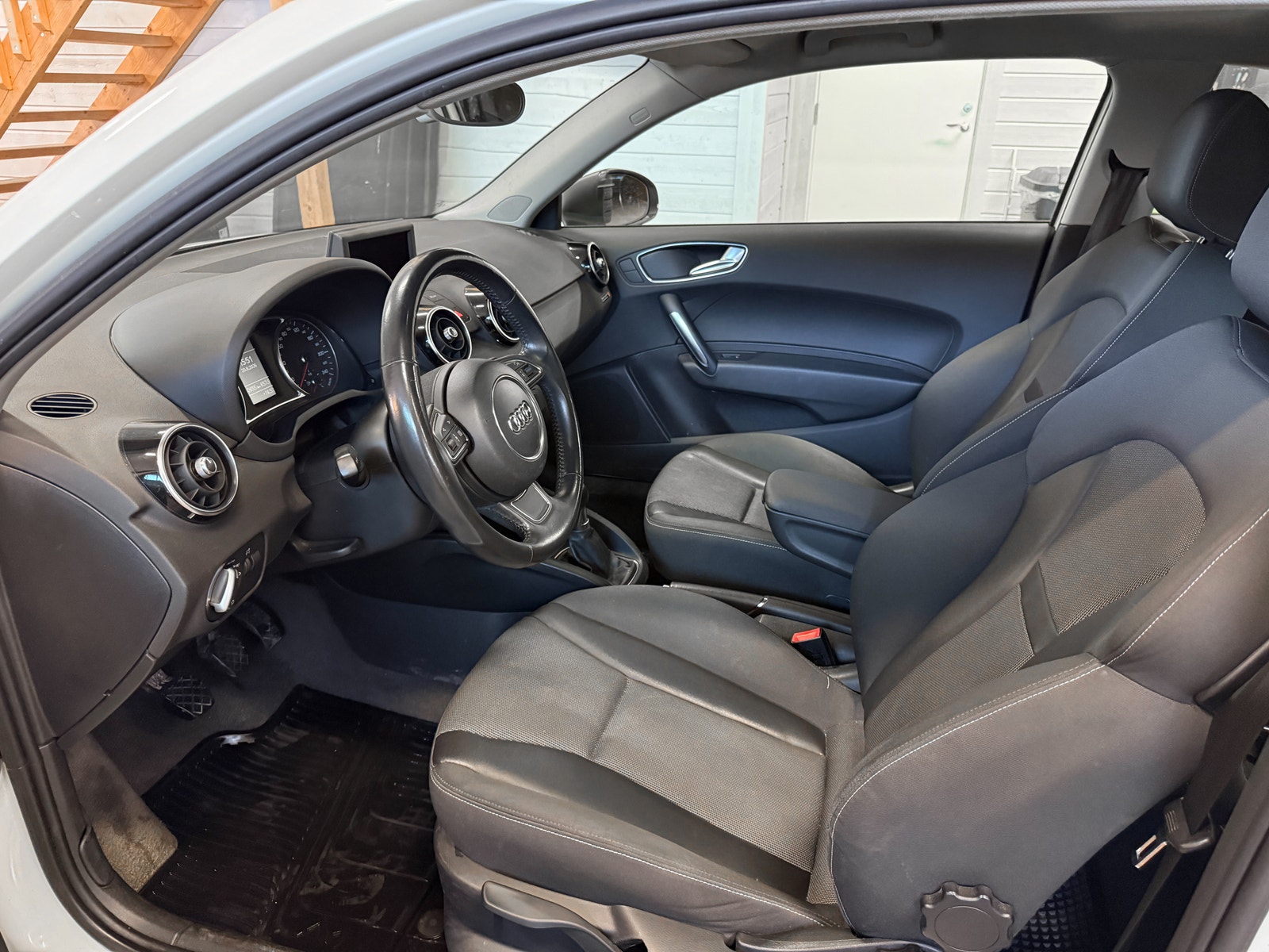 Audi A1 1.4 TFSI Manual, 6-trins, 122ps, 2012