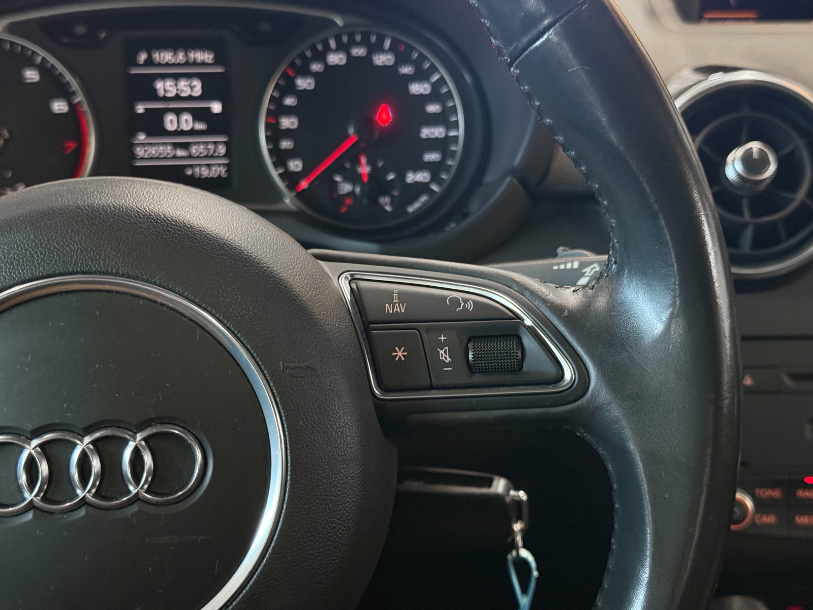 Audi A1 1.4 TFSI Manual, 6-trins, 122ps, 2012