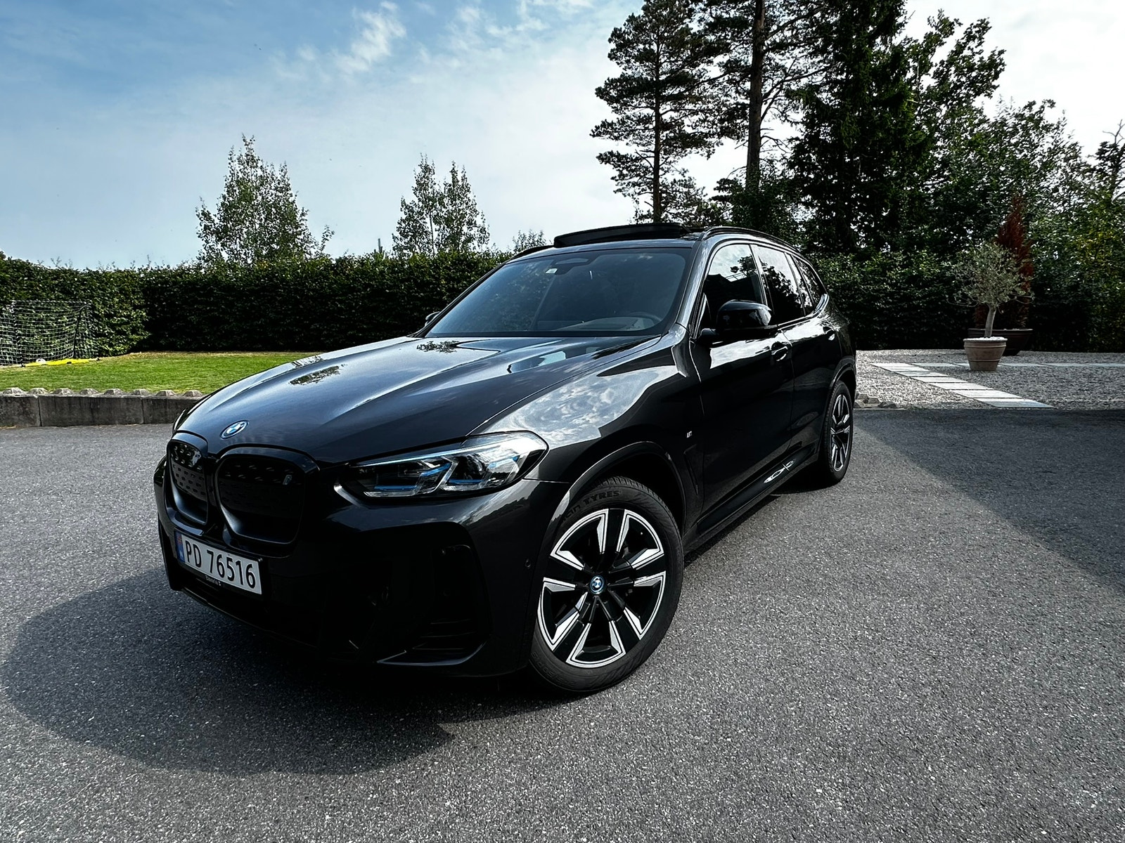 BMW iX3, 286ps, 2024