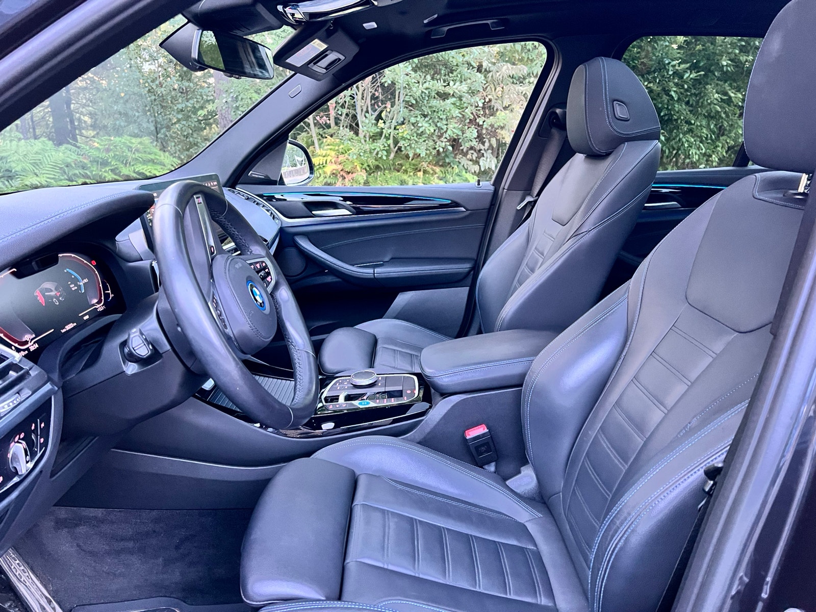 BMW iX3, 286ps, 2024