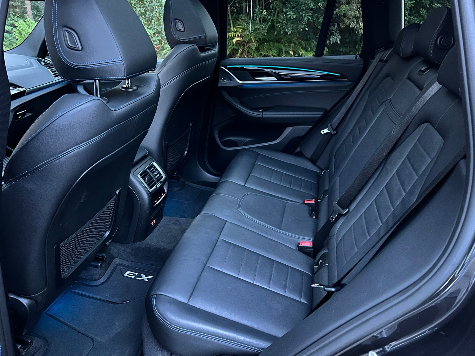BMW iX3, 286ps, 2024