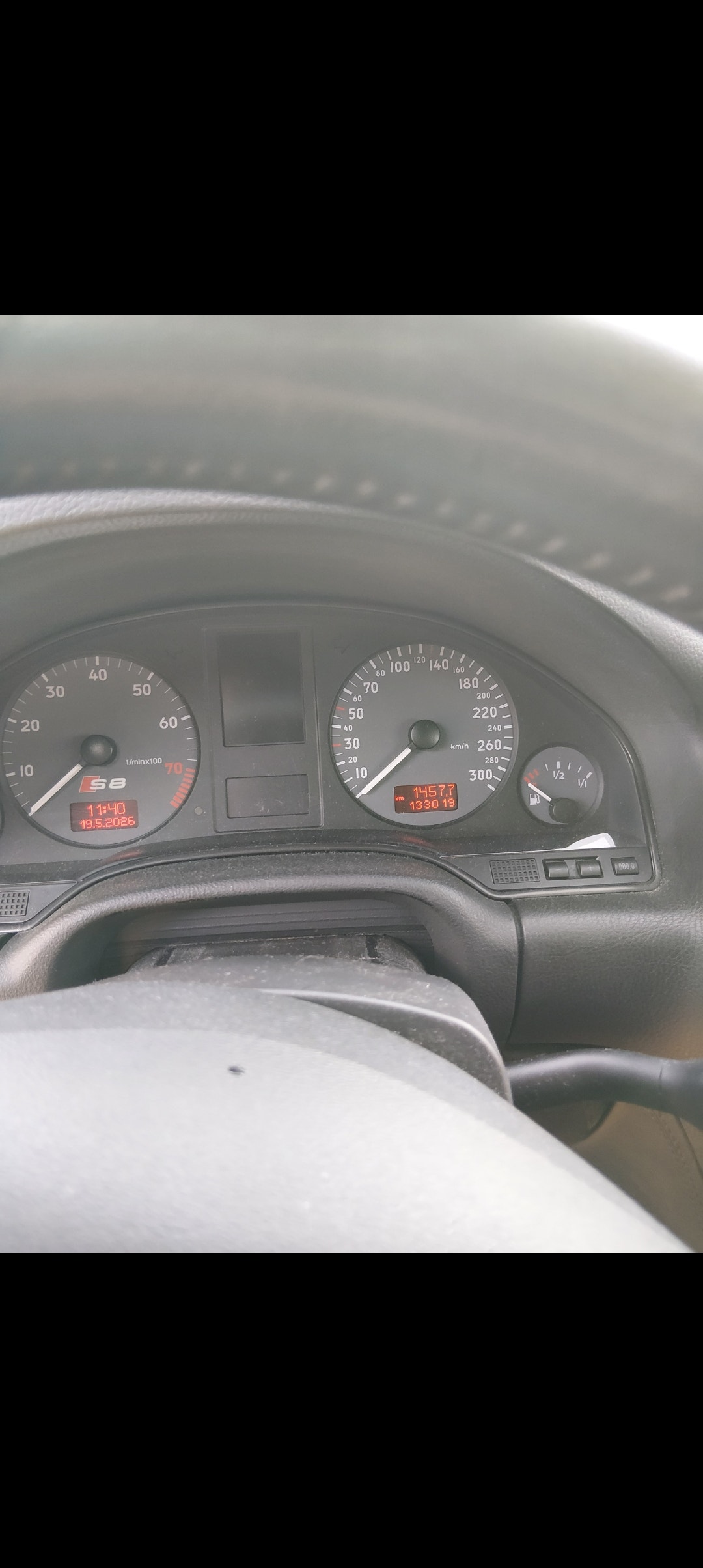 Audi S8 4.2 V8 quattro Automatic, 5-trins, 360ps, 2003