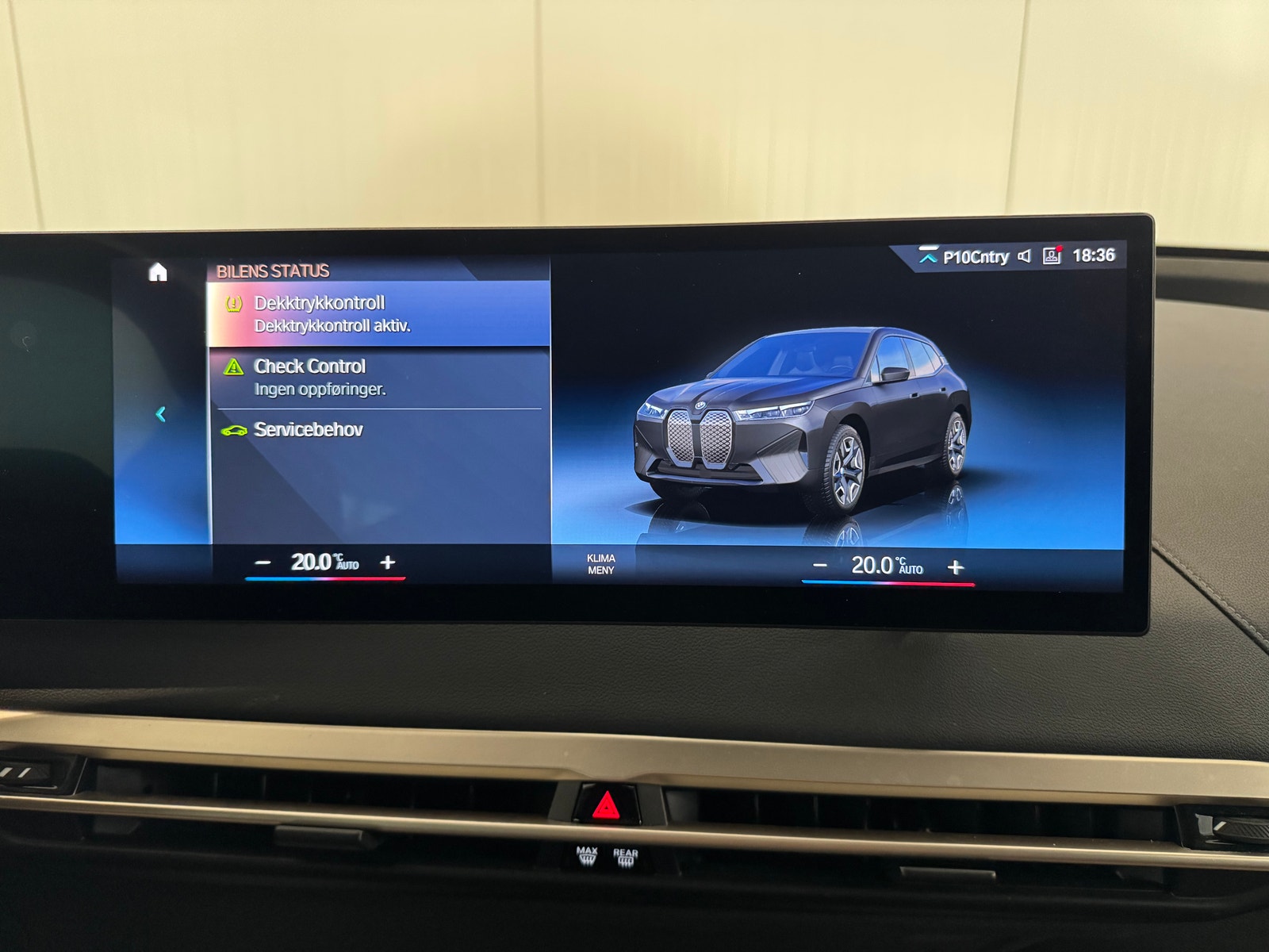 BMW iX xDrive50, 524hp, 2022