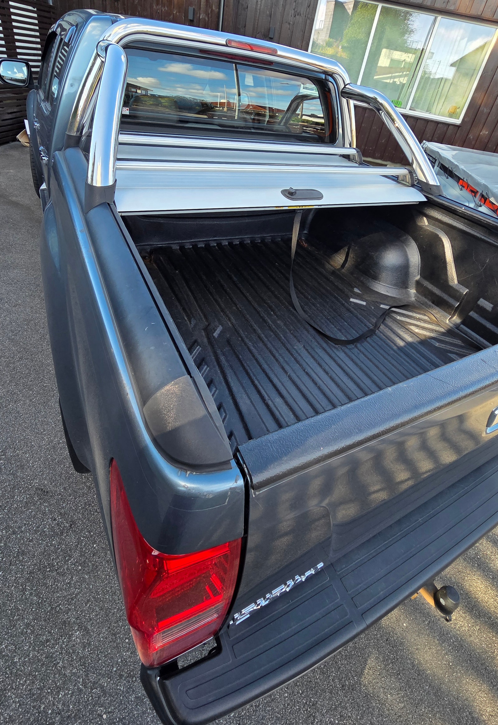 Isuzu D-Max Crew Cab 2.5 4WD Automatic, 163hp, 2013
