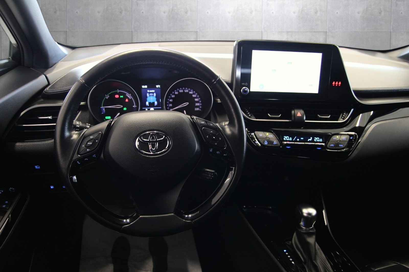 Toyota C-HR Hybrid CVT, 122hp, 2023