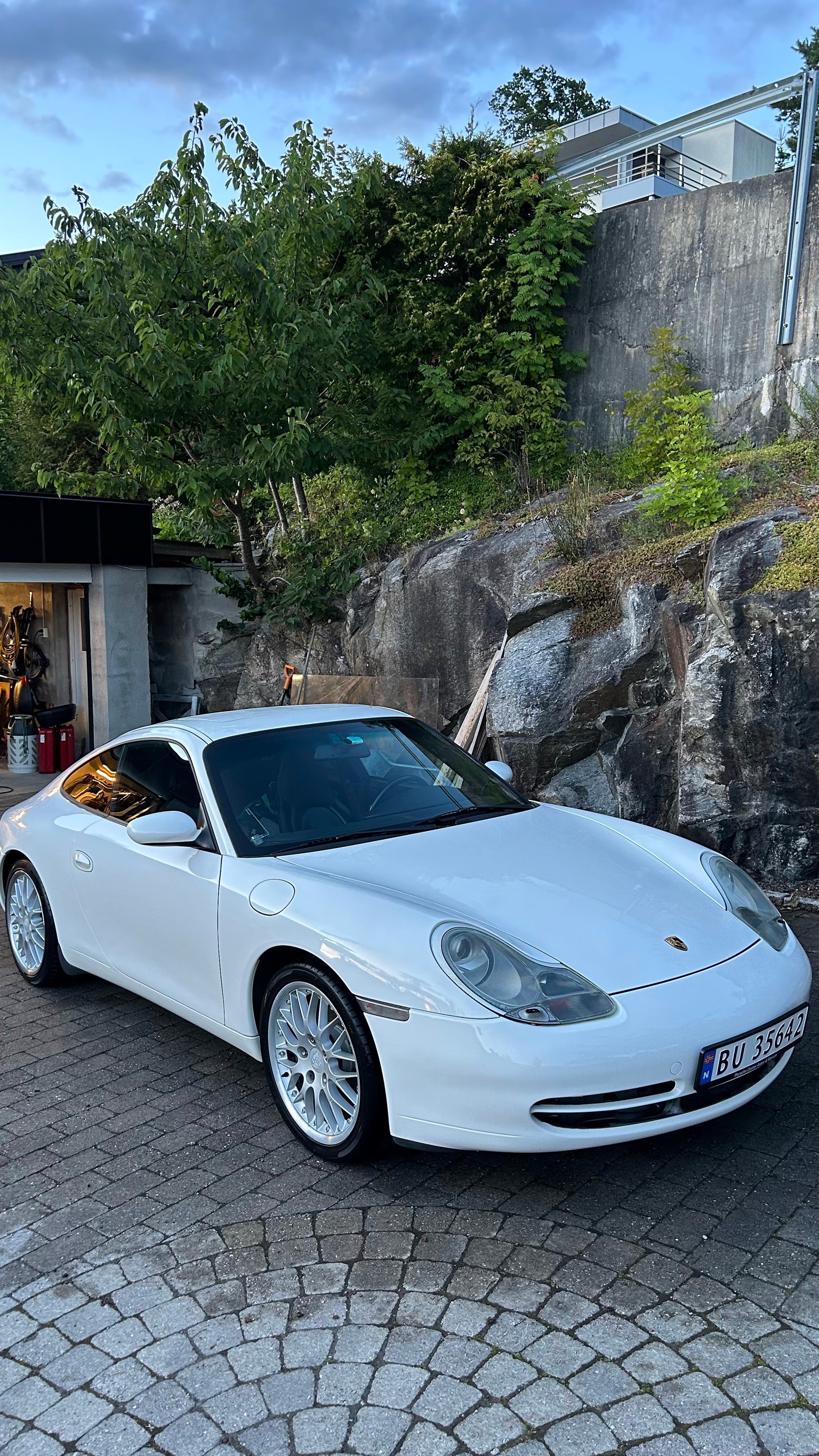 Porsche 911 Carrera TipTronic S, 5-trins, 300ps, 2000