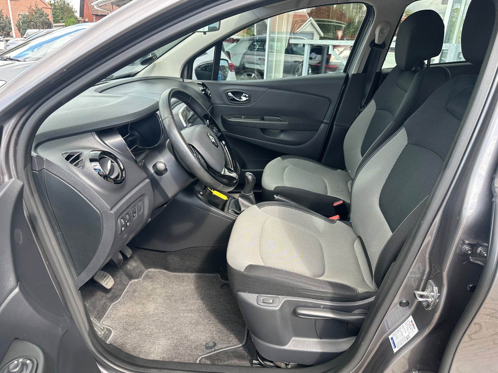 Renault Captur 1.5 dCi Manuell, 5-trinn, 90hk, 2016
