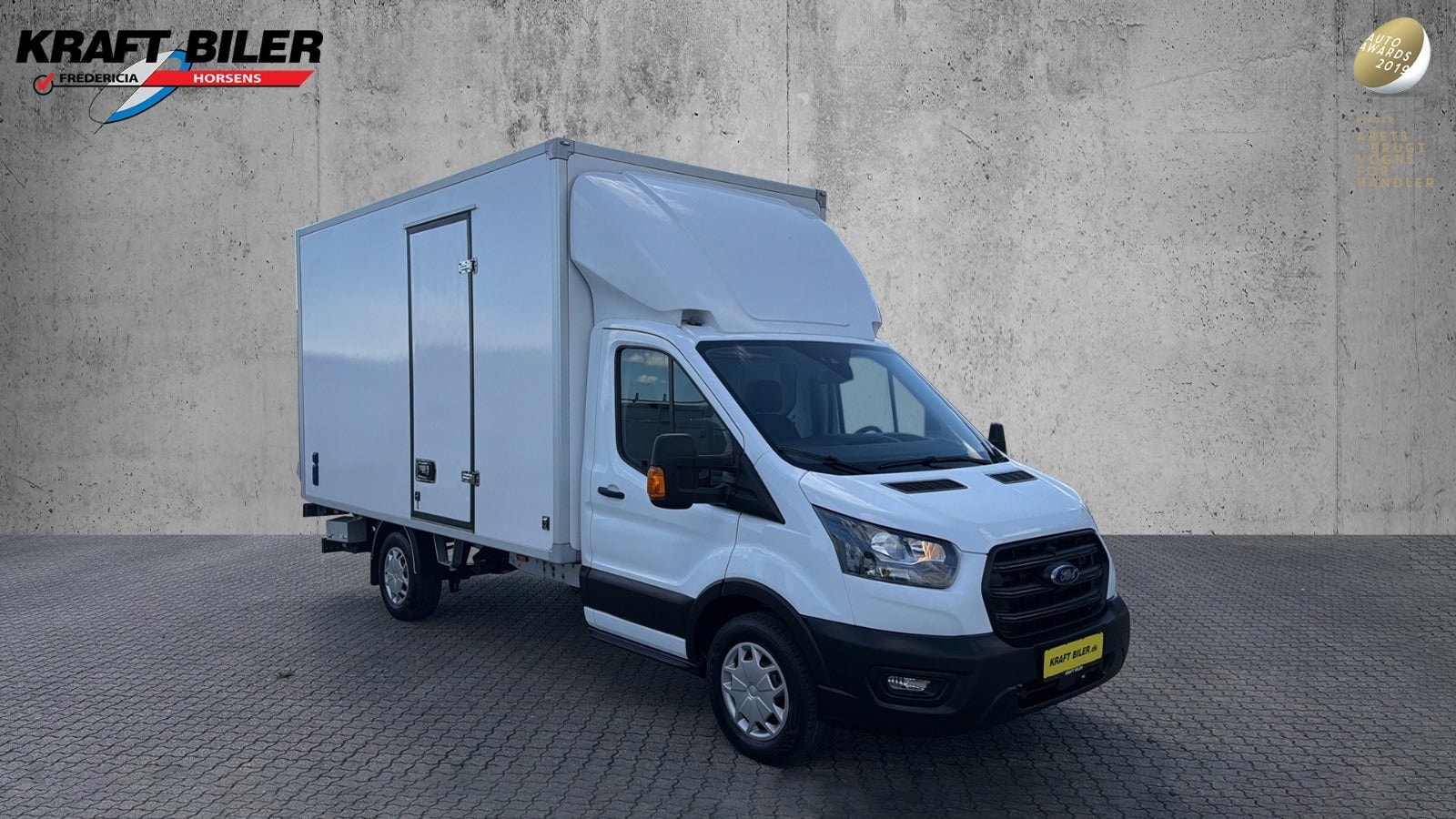 Ford Transit 350 Chassis Cab 2.0 EcoBlue SelectShift, 160hp, 2023