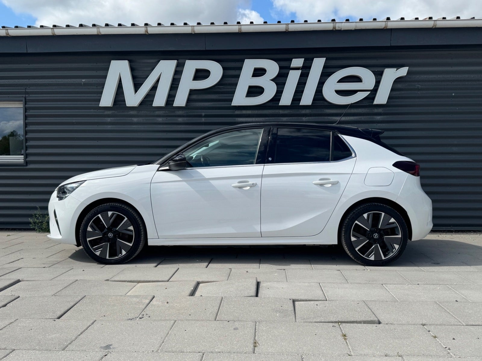 Opel Corsa-e, 136hp, 2021