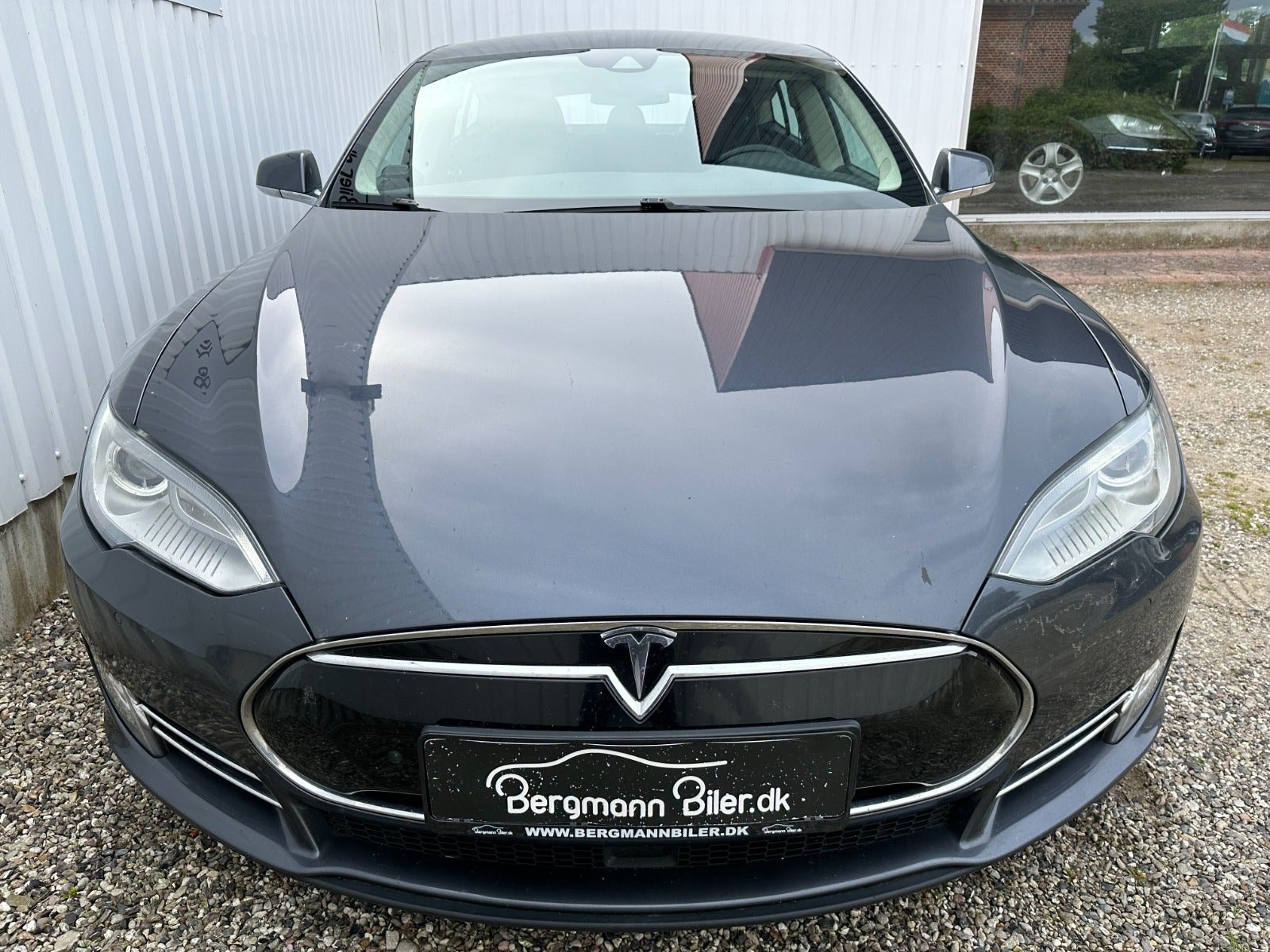 Tesla Model S 85D, 423hp, 2015