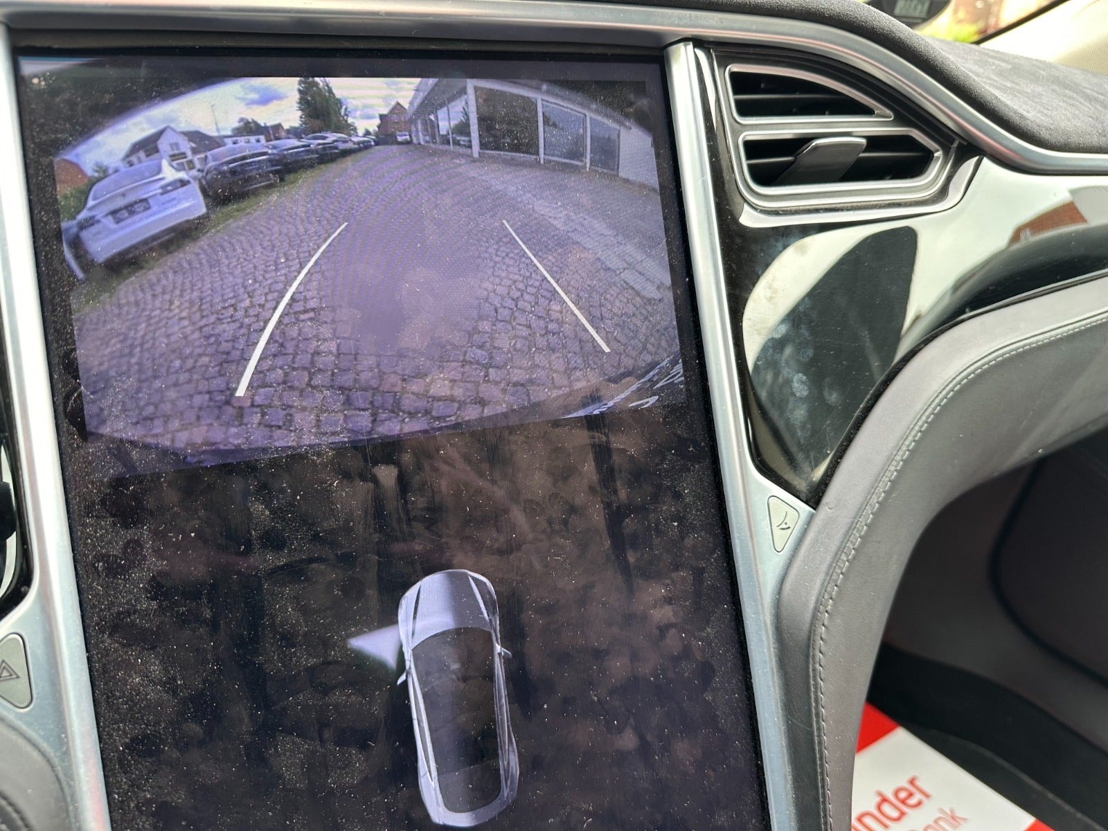 Tesla Model S 85D, 423hp, 2015
