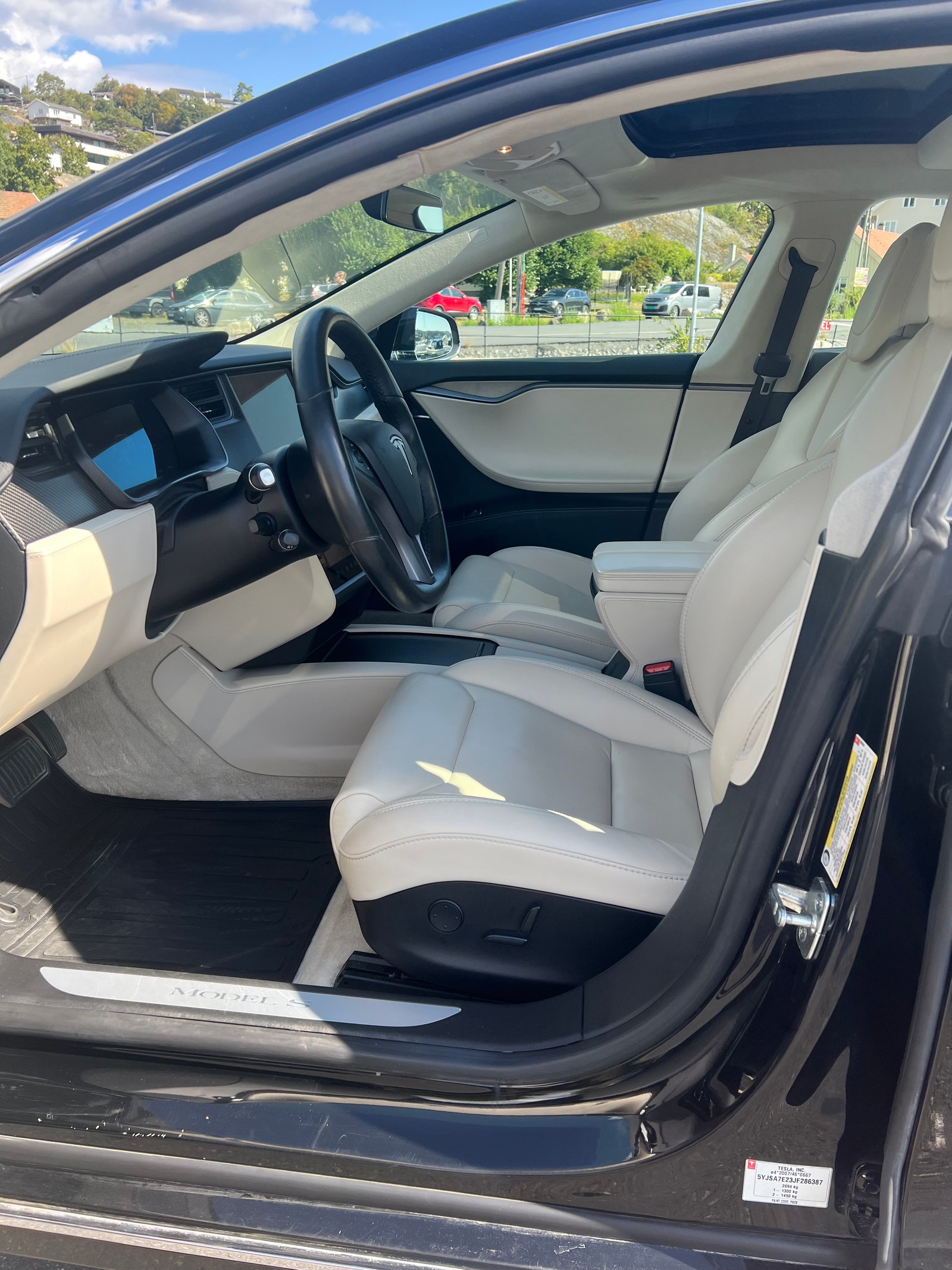 Tesla Model S 100D, 525ps, 2018