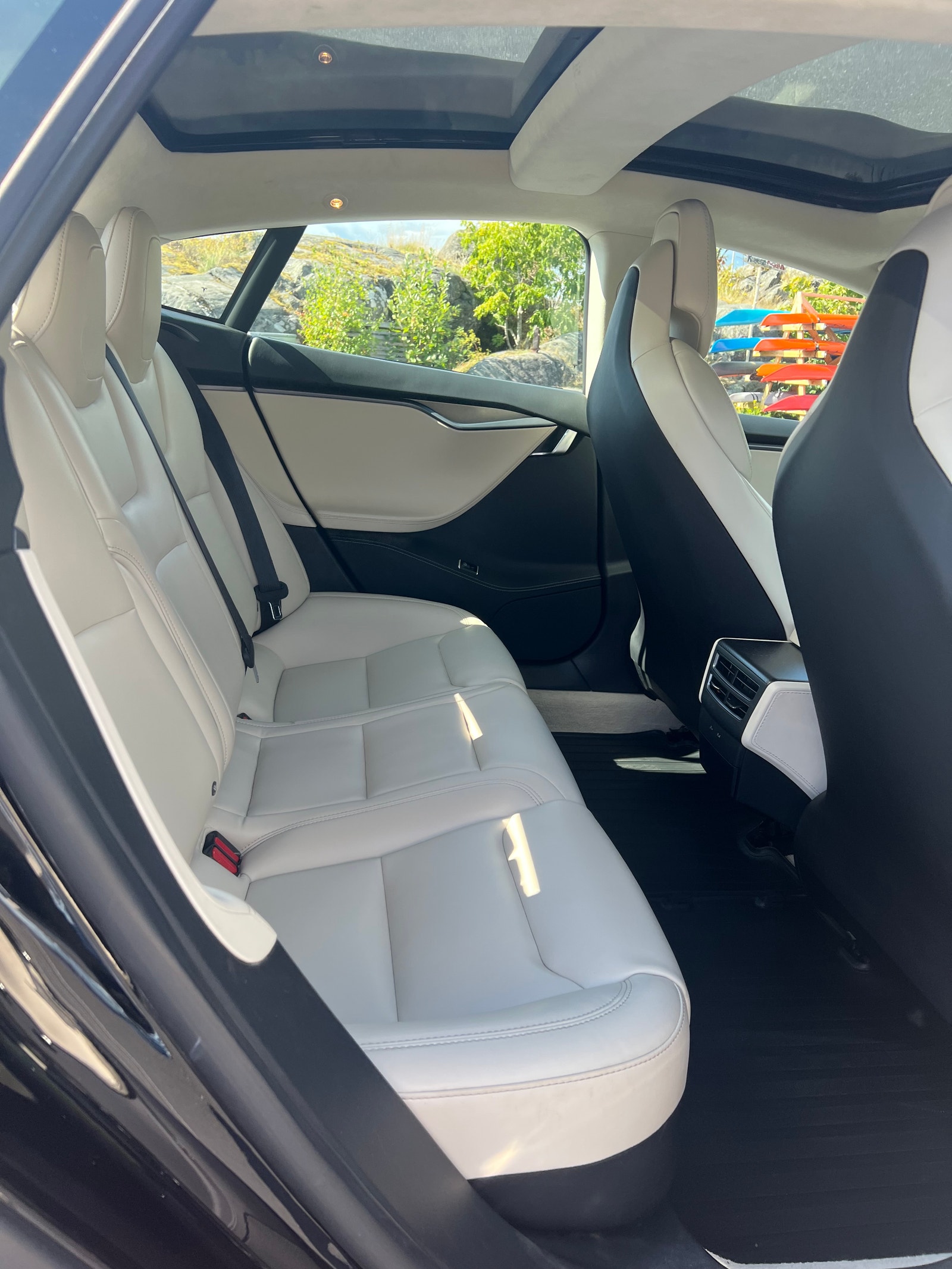 Tesla Model S 100D, 525ps, 2018