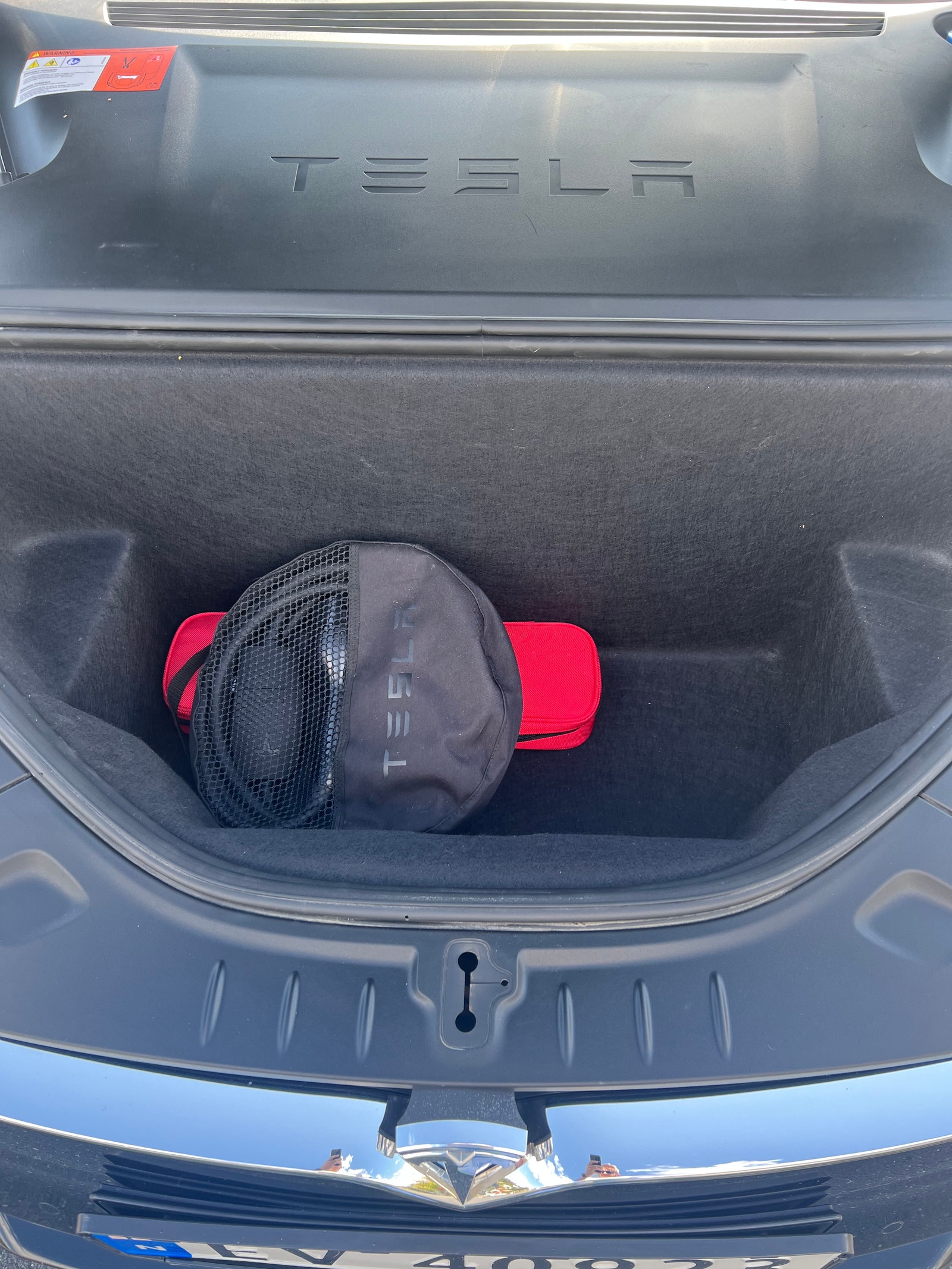 Tesla Model S 100D, 525ps, 2018