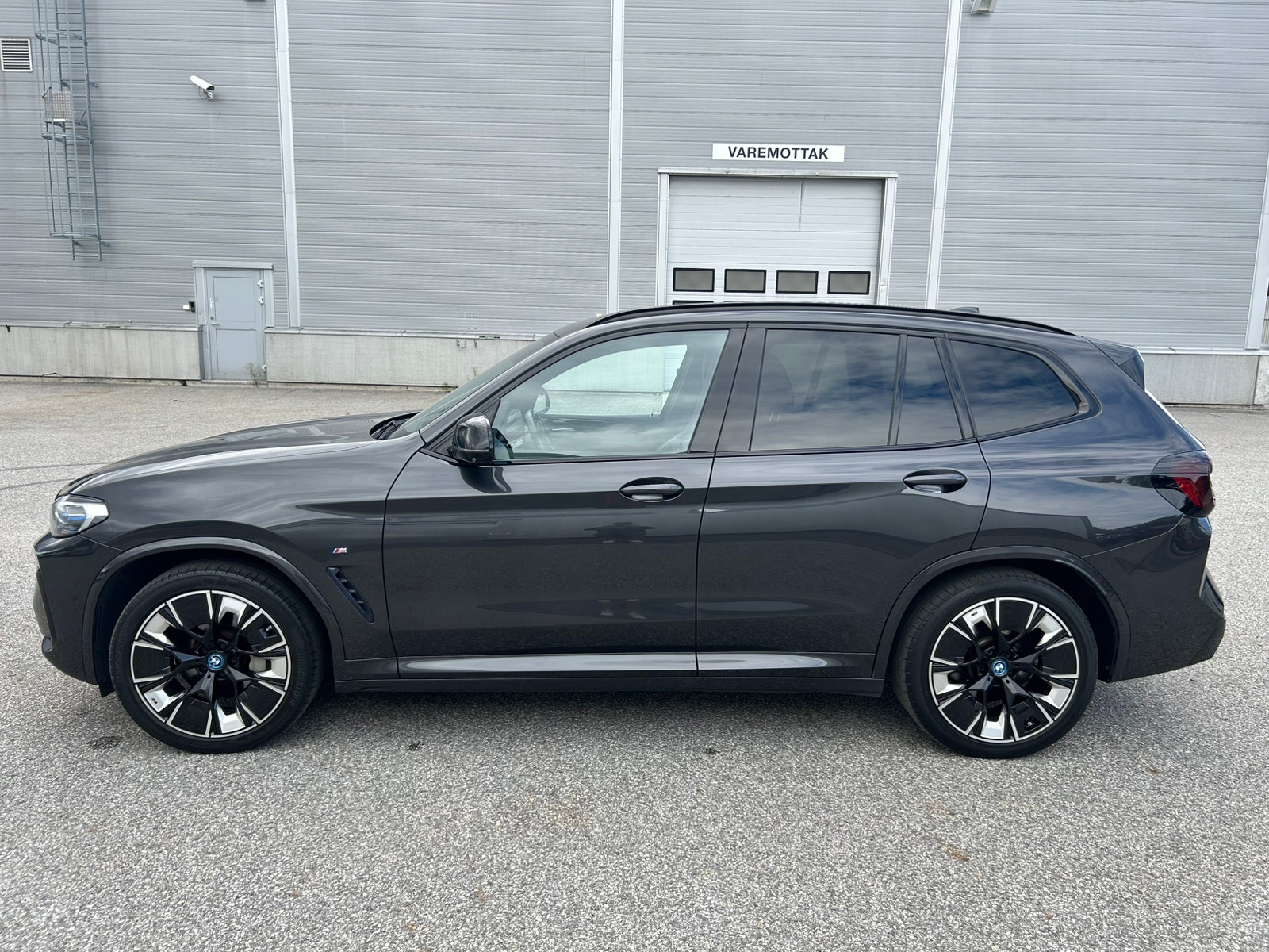 BMW iX3, 286ps, 2022