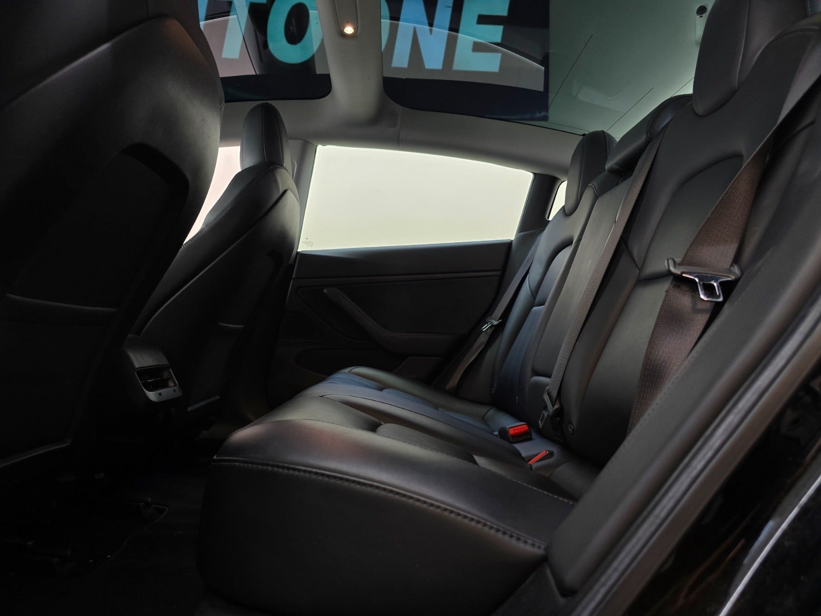 Tesla Model 3 Long Range AWD, 440ps, 2019
