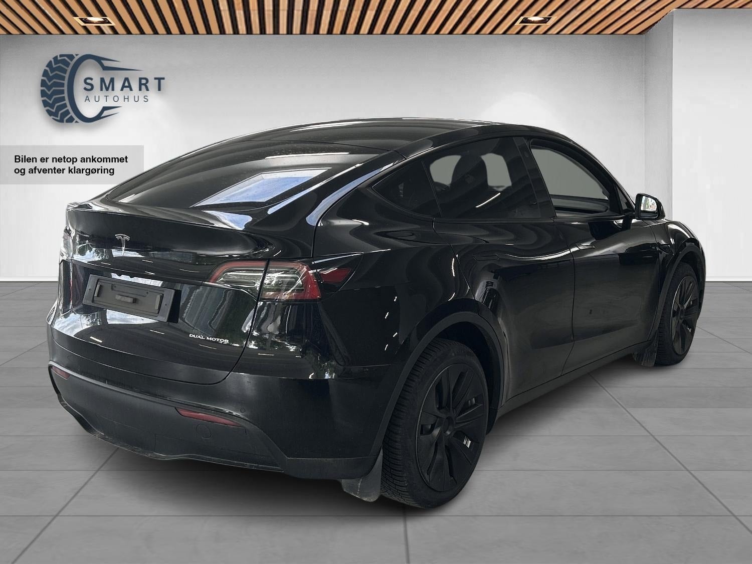 Tesla Model Y Long Range AWD, 514ps, 2022