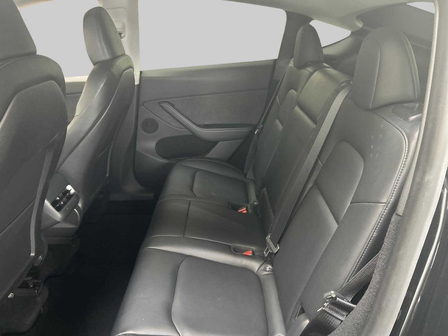 Tesla Model Y Long Range AWD, 514ps, 2022