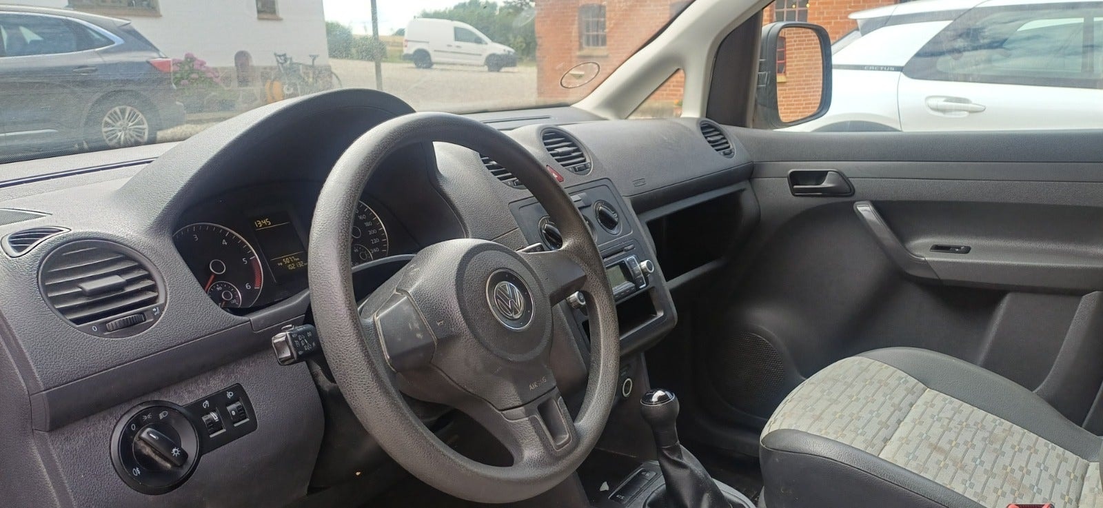 Volkswagen Caddy Panel Van 1.6 TDI Manual, 75hp, 2012