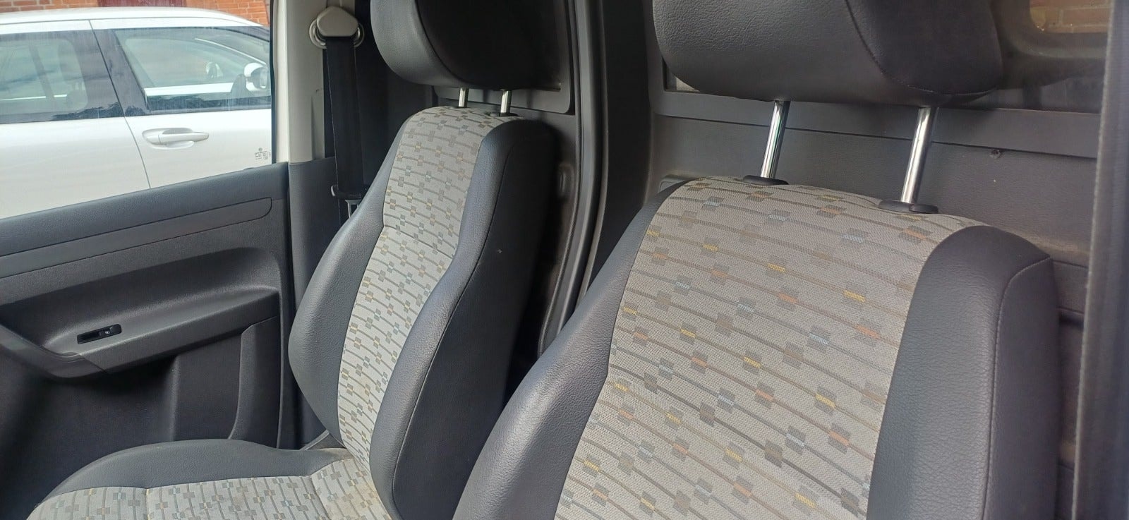 Volkswagen Caddy Panel Van 1.6 TDI Manual, 75hp, 2012