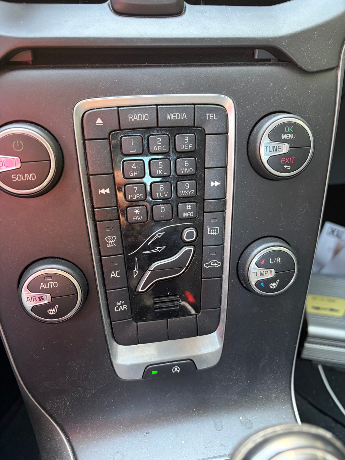 Volvo V40 D2 Manual, 6-trins, 120ps, 2017