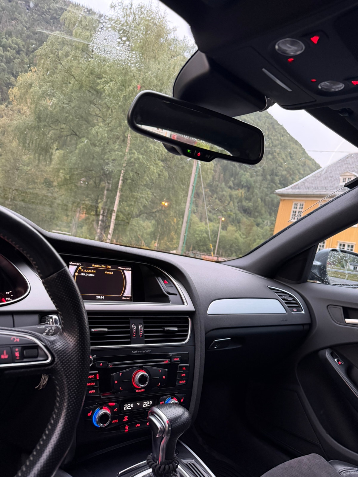 Audi A4 Avant 2.0 TDI DPF Multitronic, 177ps, 2013