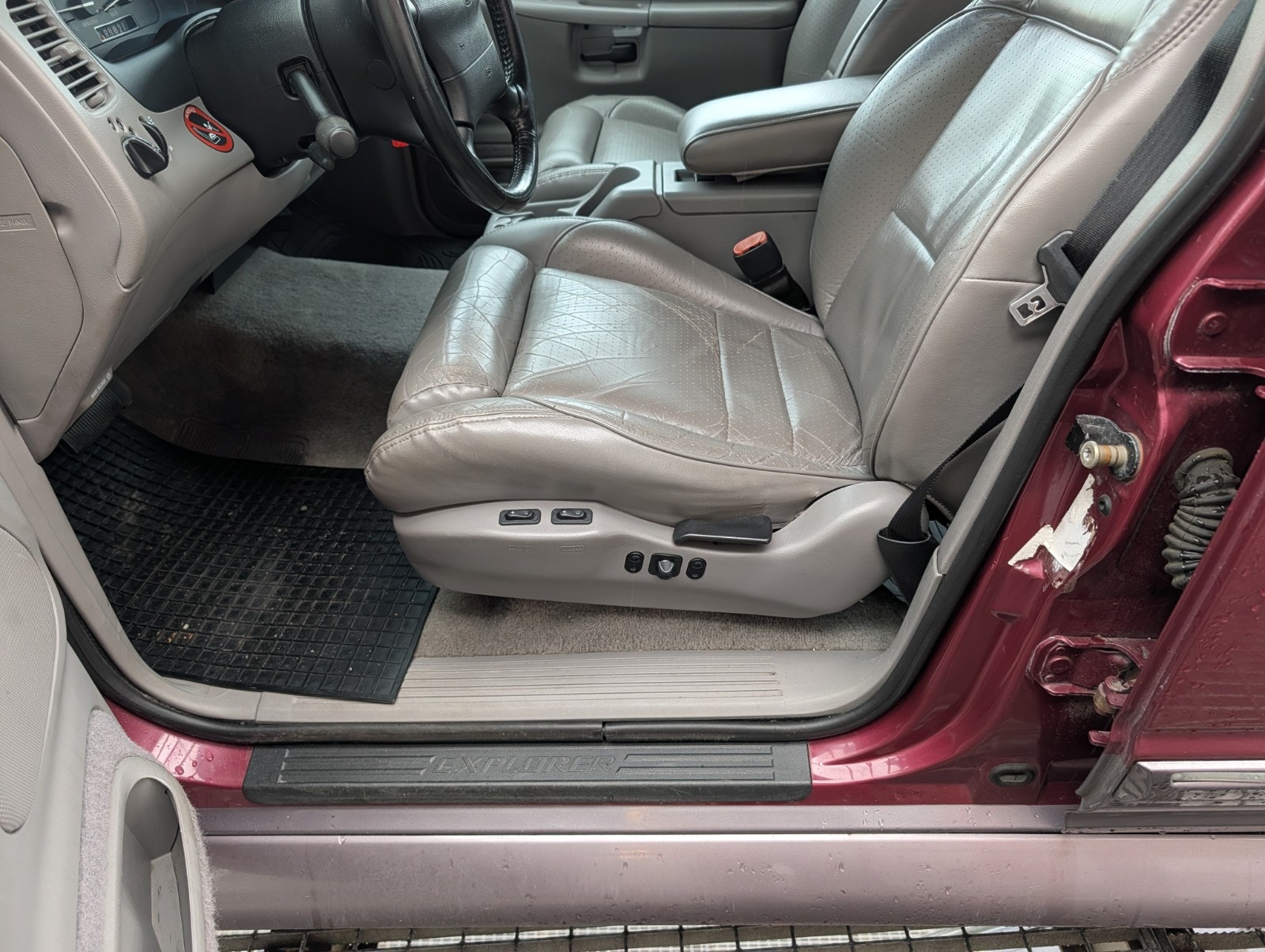 Ford Explorer 4.0 V6 OHV ControlTrac Automatic, 4-trinn, 156hk, 1996