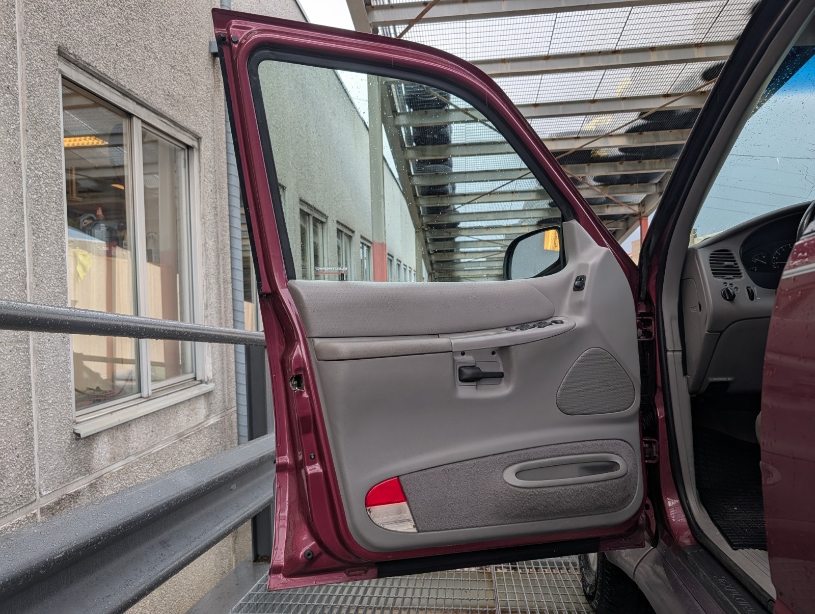 Ford Explorer 4.0 V6 OHV ControlTrac Automatic, 4-trinn, 156hk, 1996