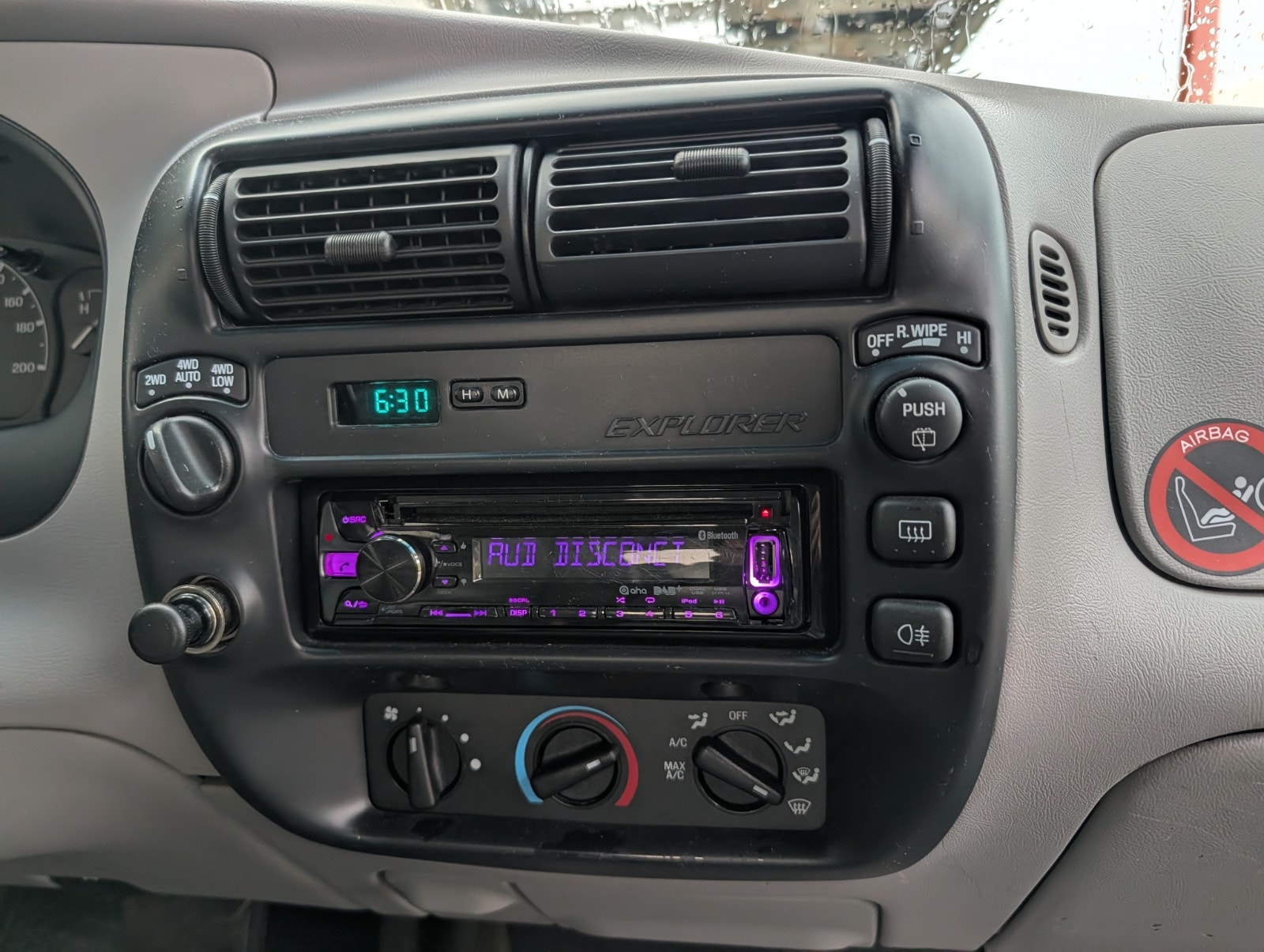 Ford Explorer 4.0 V6 OHV ControlTrac Automatic, 4-trinn, 156hk, 1996