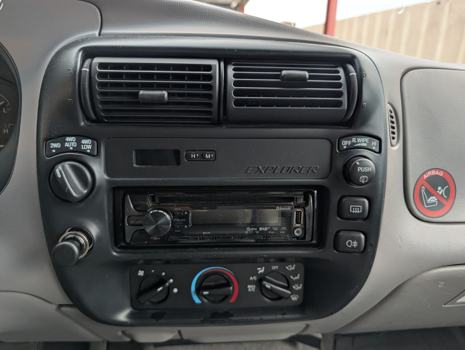 Ford Explorer 4.0 V6 OHV ControlTrac Automatic, 4-trinn, 156hk, 1996