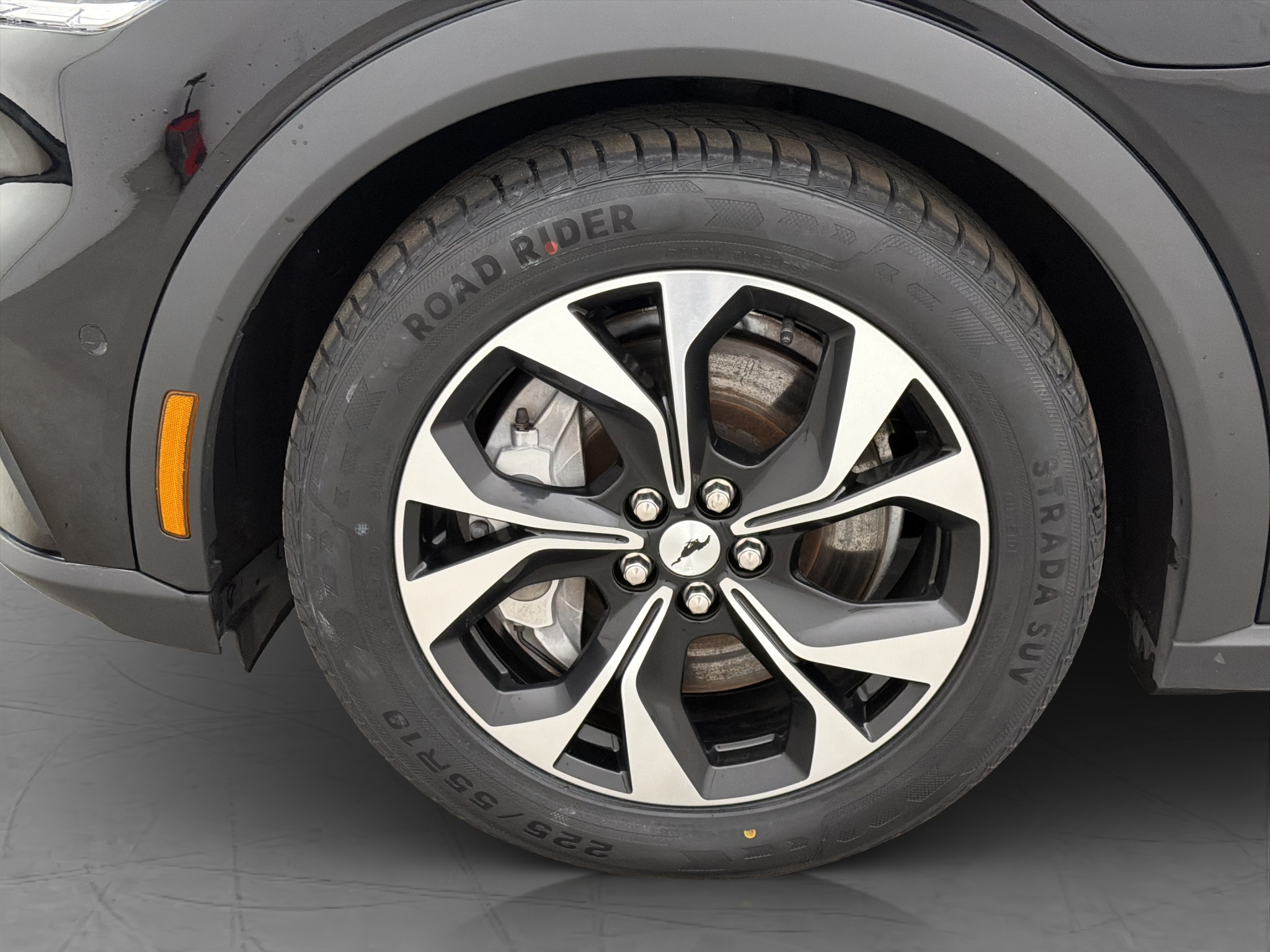 Ford Mustang Mach-E Long Range, 294ps, 2021