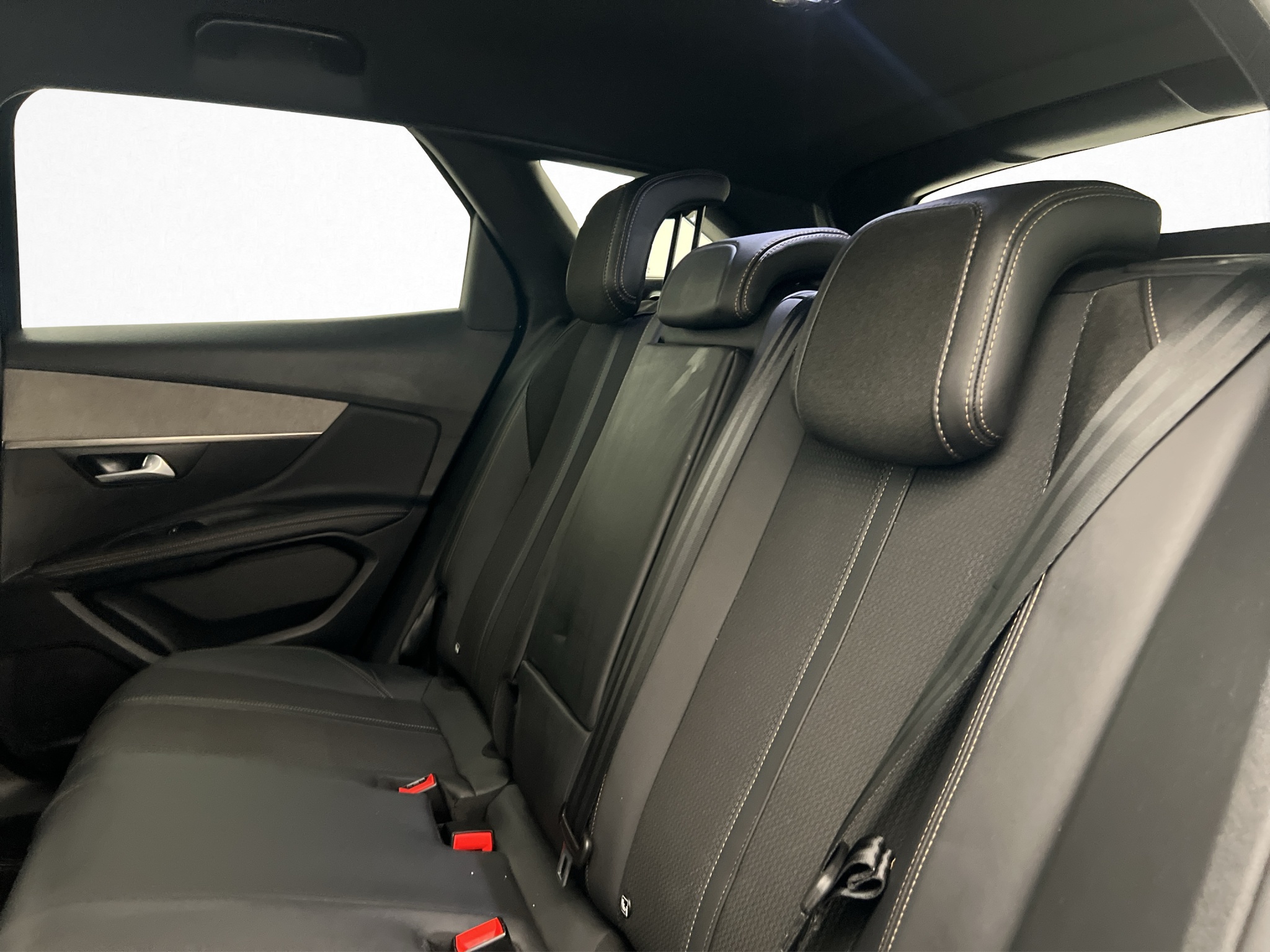 Peugeot 3008 1.2 PureTech 130 EAT, 8-trins, 131ps, 2023