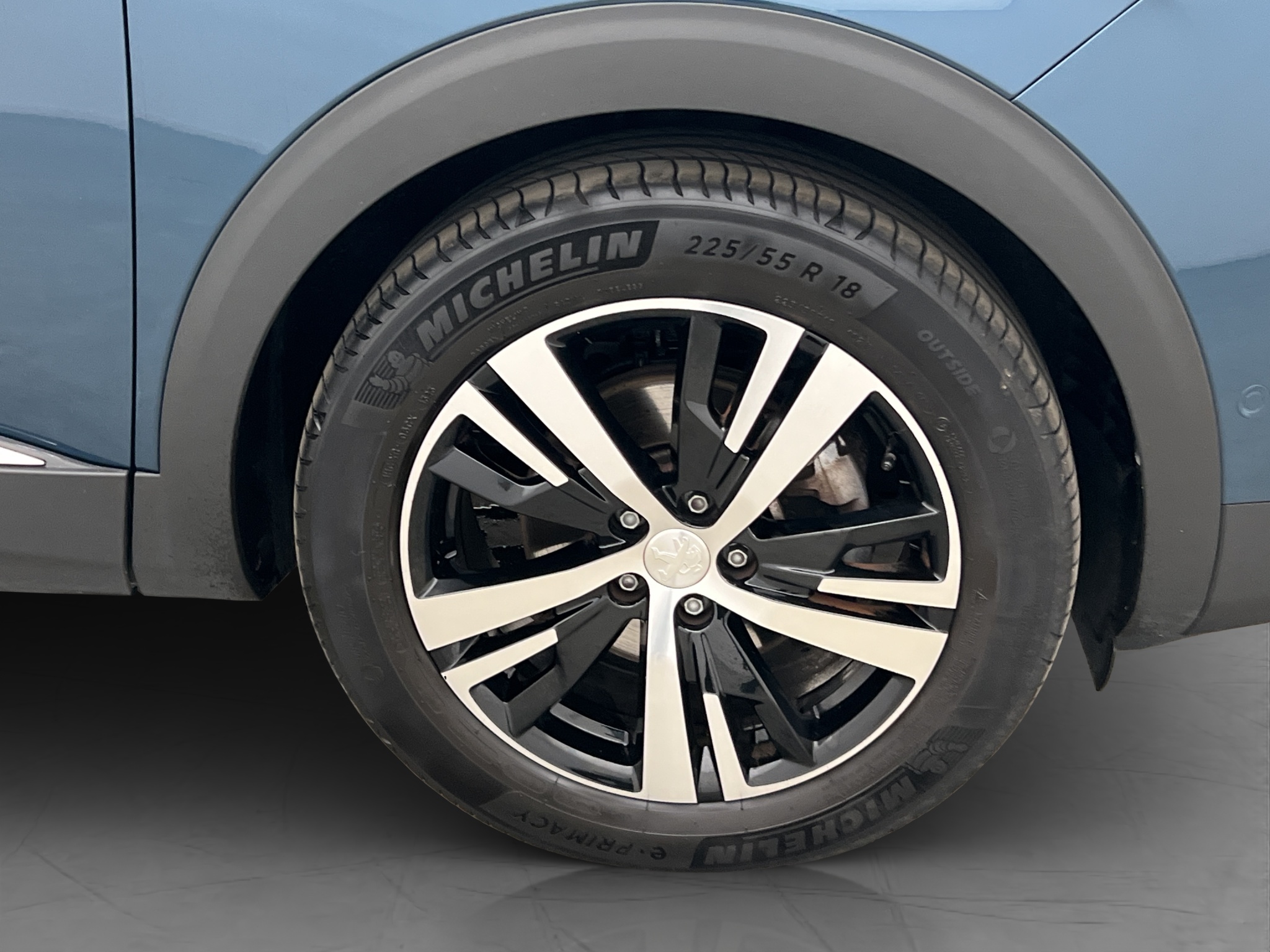 Peugeot 3008 1.2 PureTech 130 EAT, 8-trins, 131ps, 2023