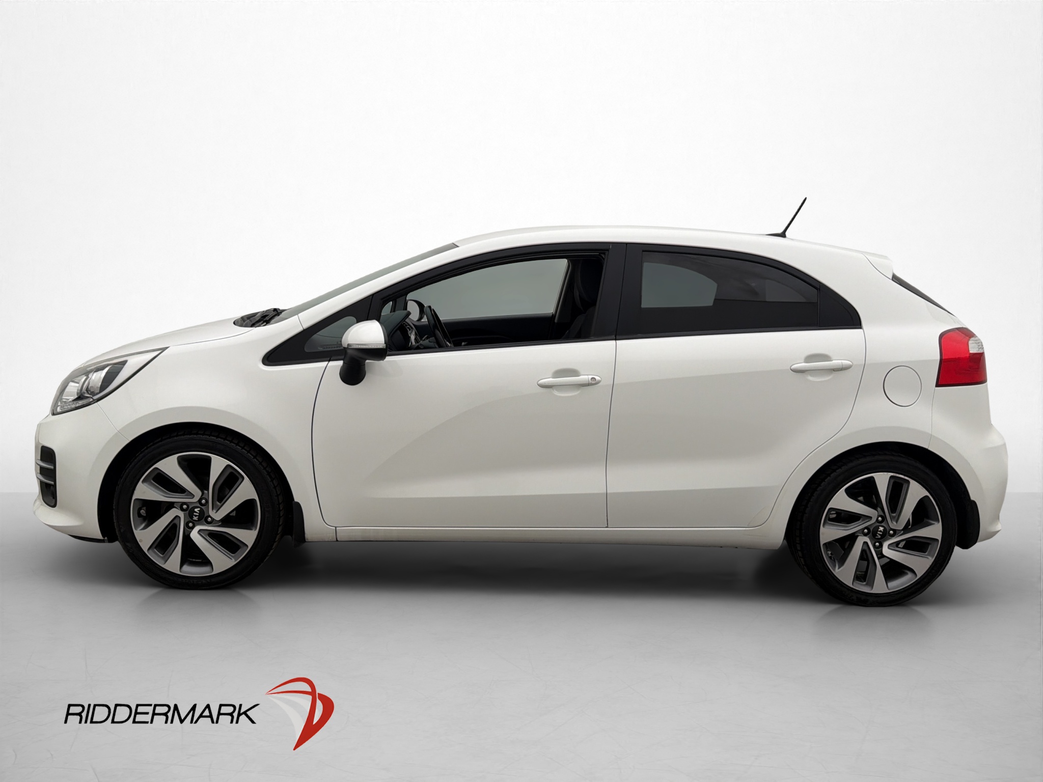Kia Rio 5-door 1.2 CVVT Manual, 5-trins, 84ps, 2016