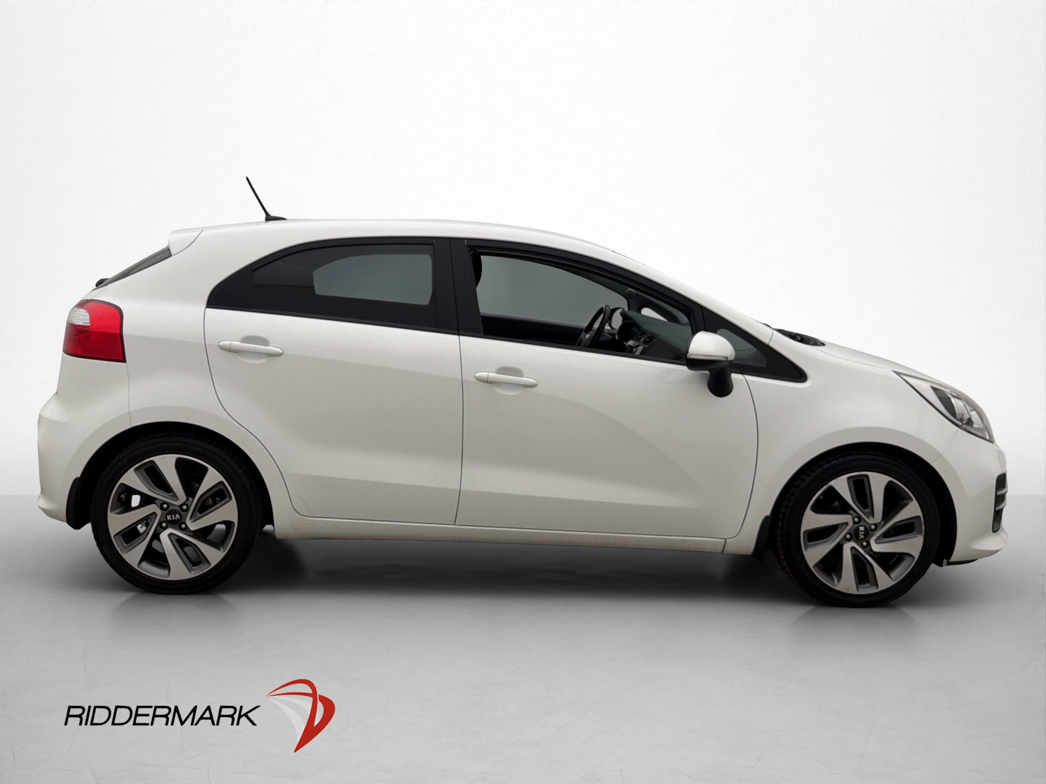 Kia Rio 5-door 1.2 CVVT Manual, 5-trins, 84ps, 2016