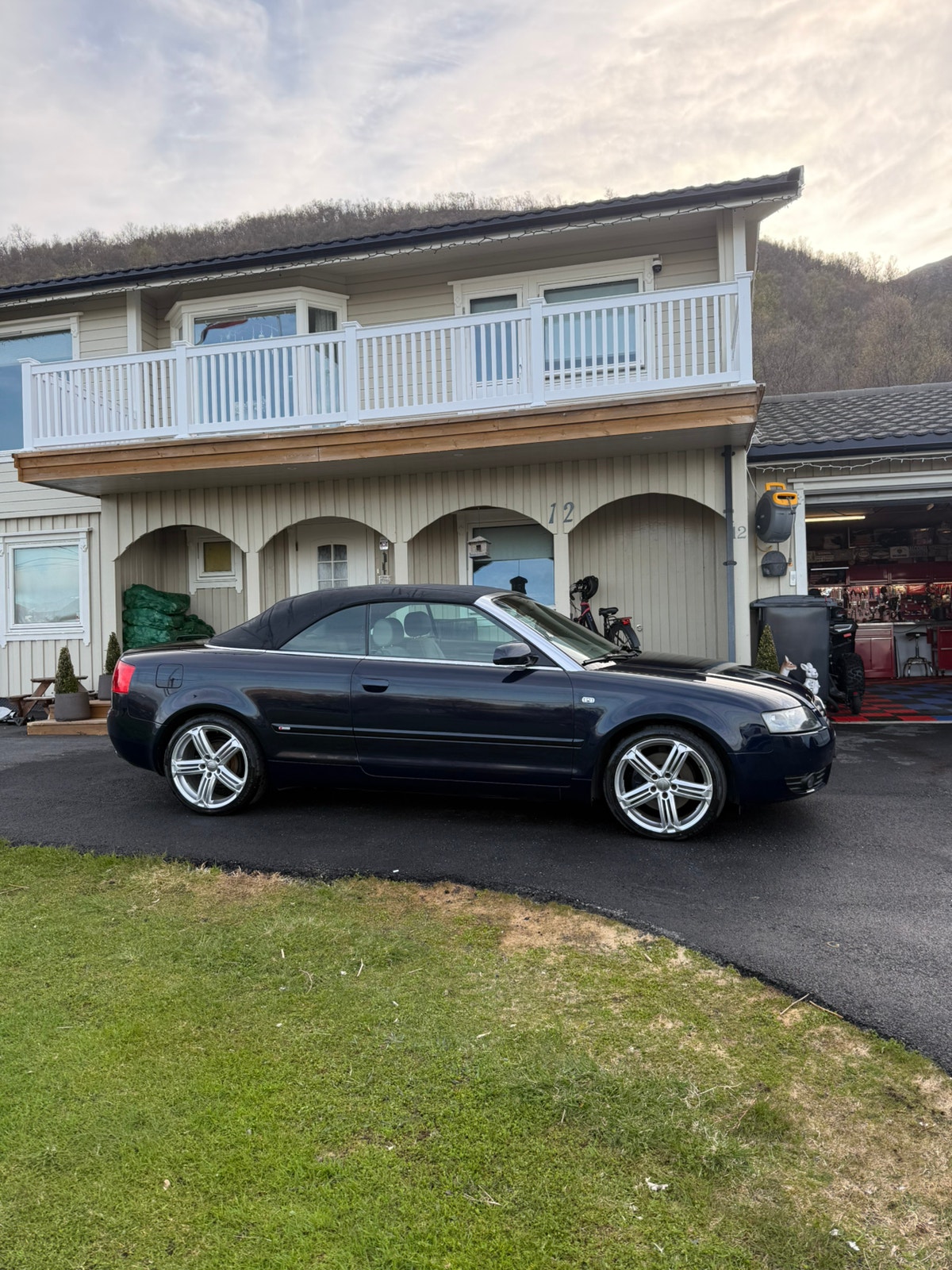 Audi A4 Cabriolet 2.4 V6 Manual, 5-trins, 170ps, 2003