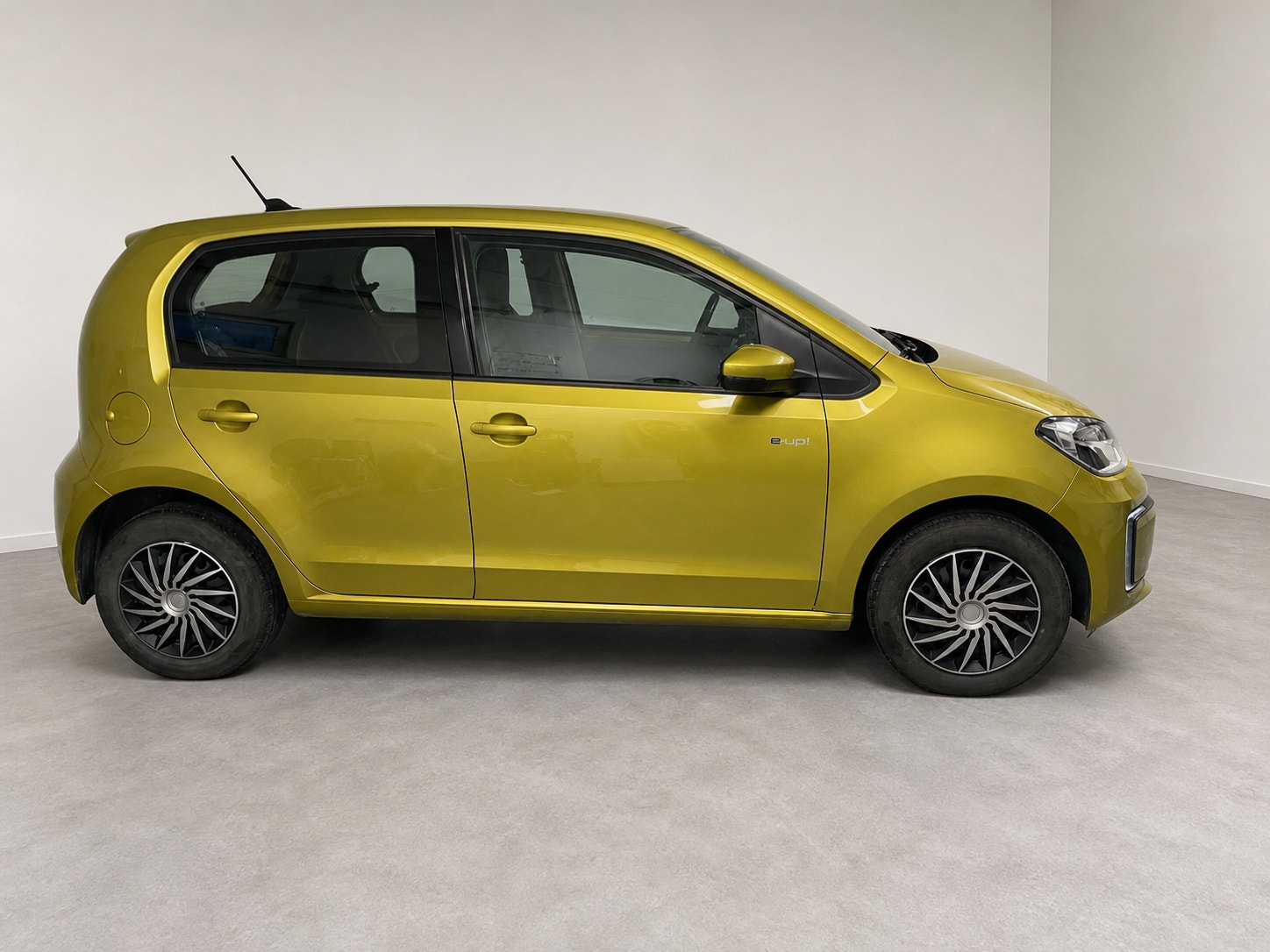 Volkswagen e-up!, 83ps, 2020