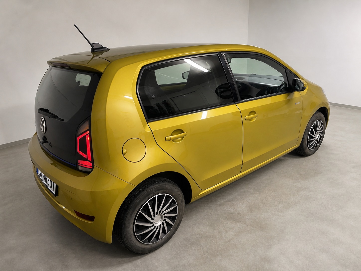 Volkswagen e-up!, 83ps, 2020