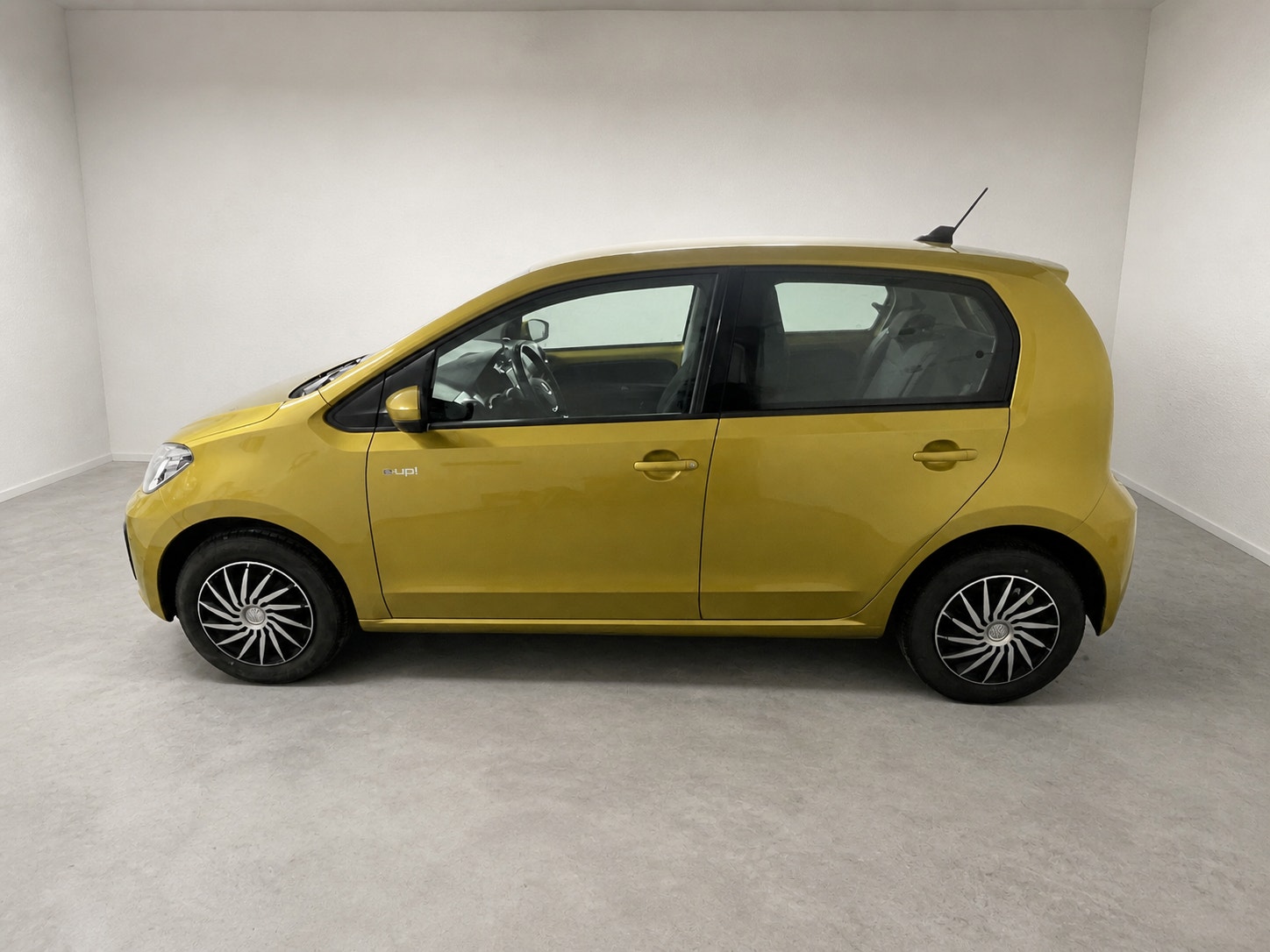 Volkswagen e-up!, 83ps, 2020