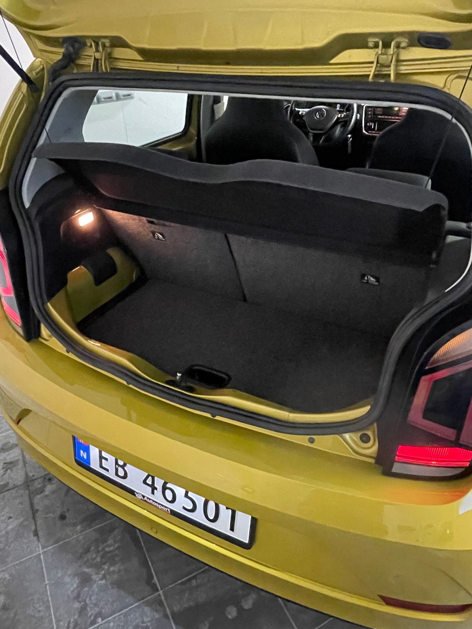 Volkswagen e-up!, 83ps, 2020
