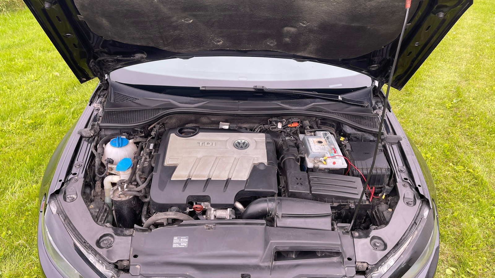 Volkswagen Scirocco 2.0 TDI DPF Manual, 6-trins, 140ps, 2009