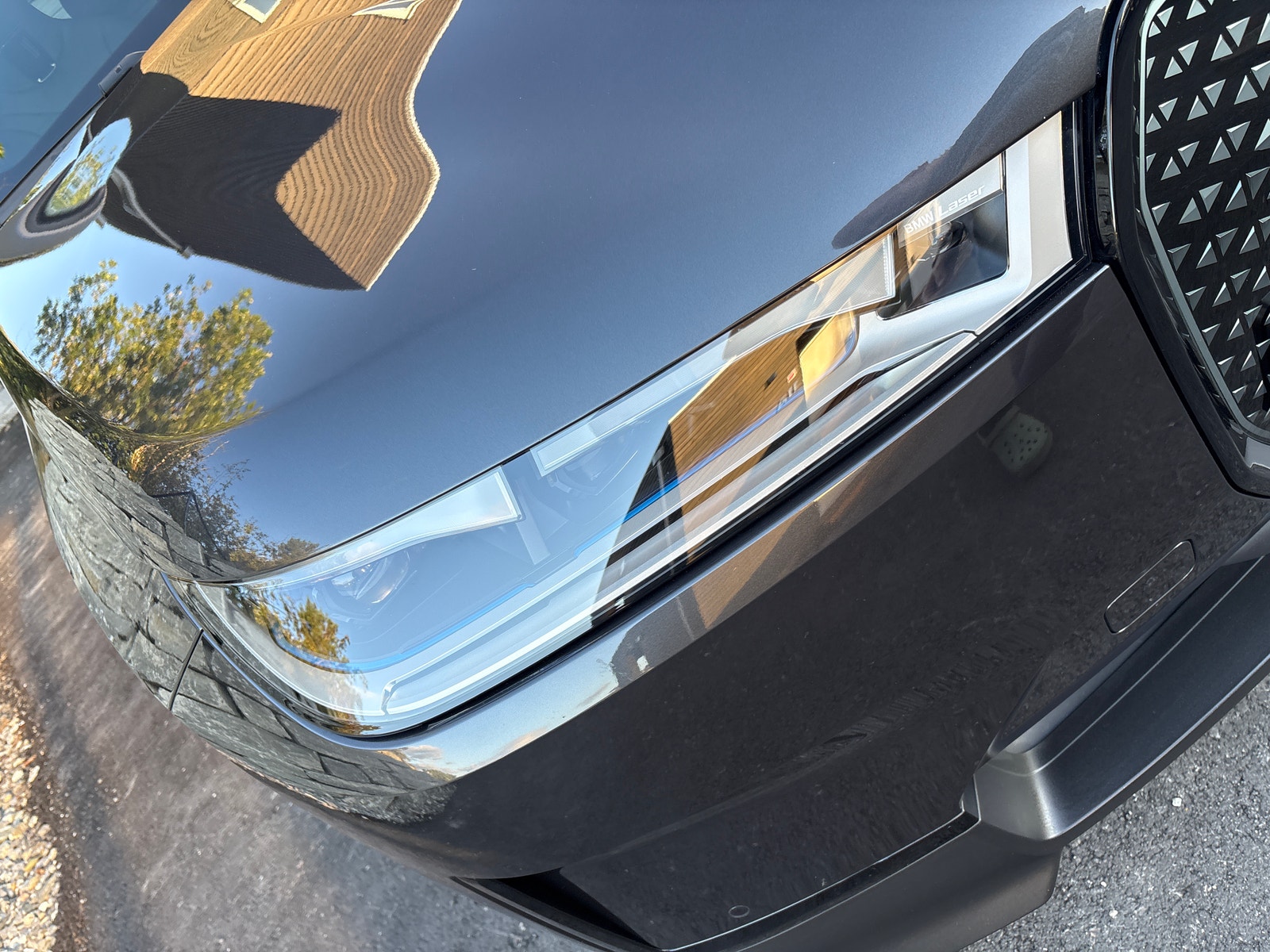 BMW iX xDrive40, 326ps, 2022