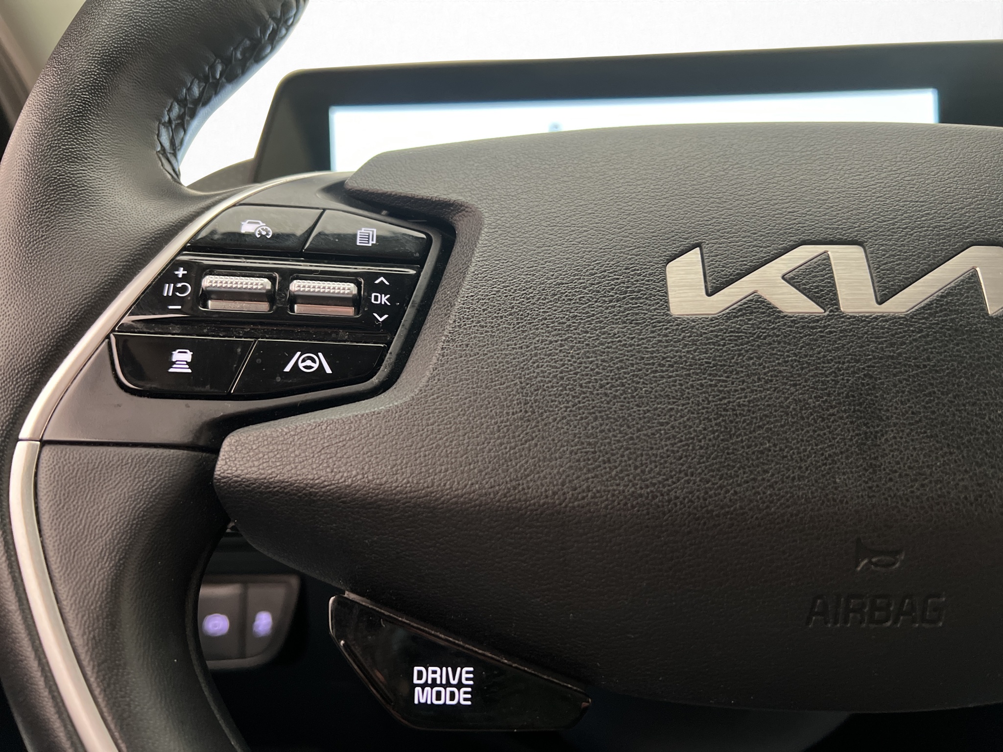 Kia EV6 77.4 kWh, 228ps, 2023