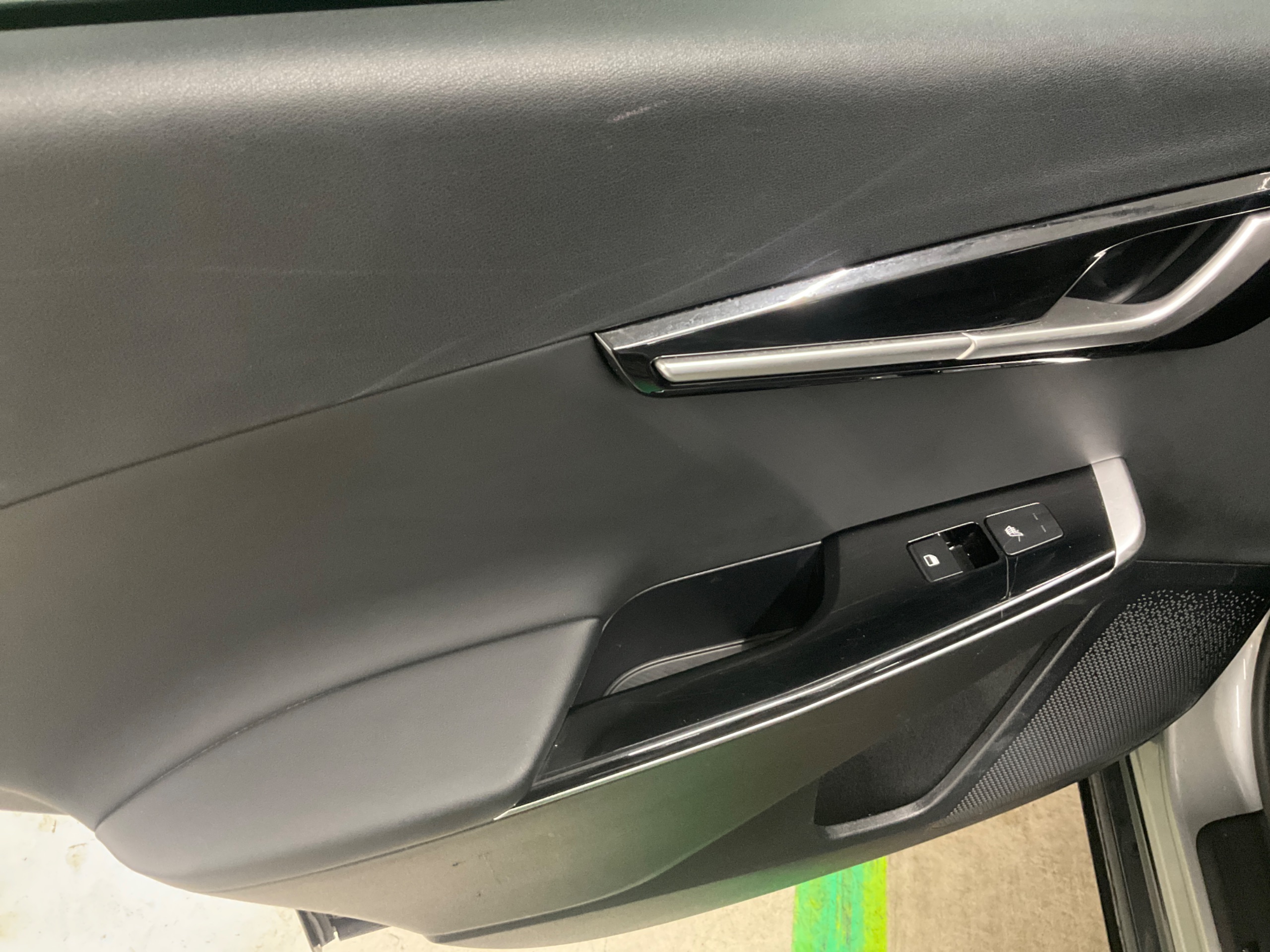 Kia EV6 77.4 kWh, 228ps, 2023