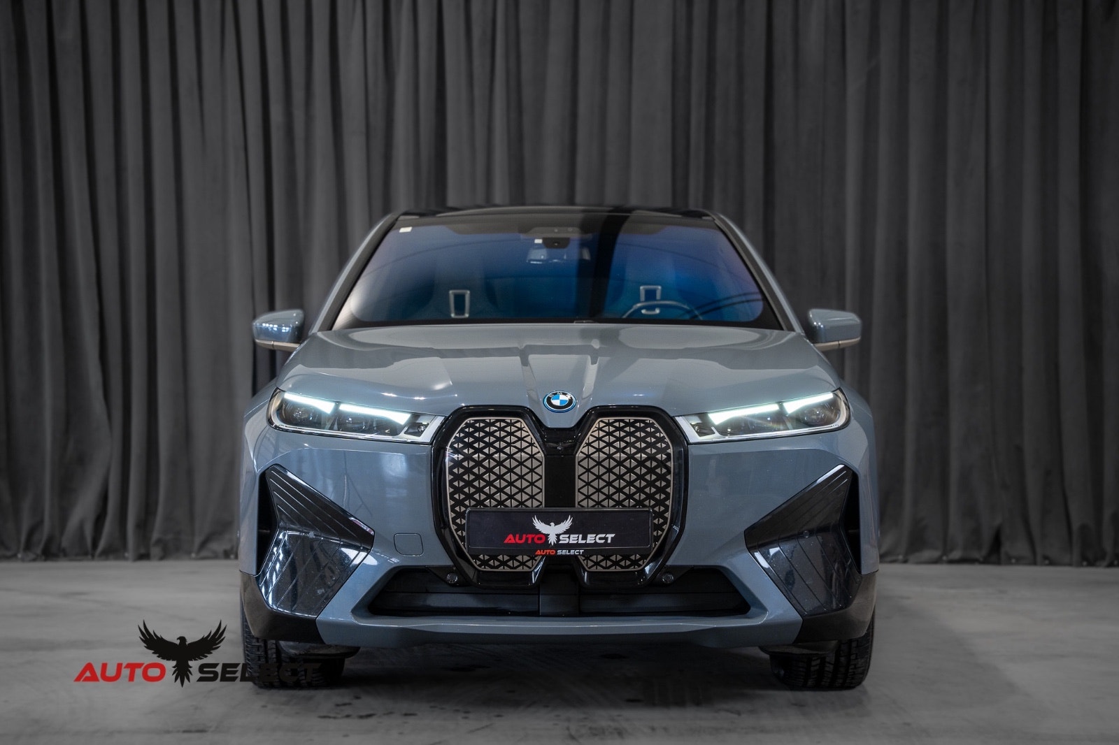 BMW iX xDrive50, 524hk, 2022