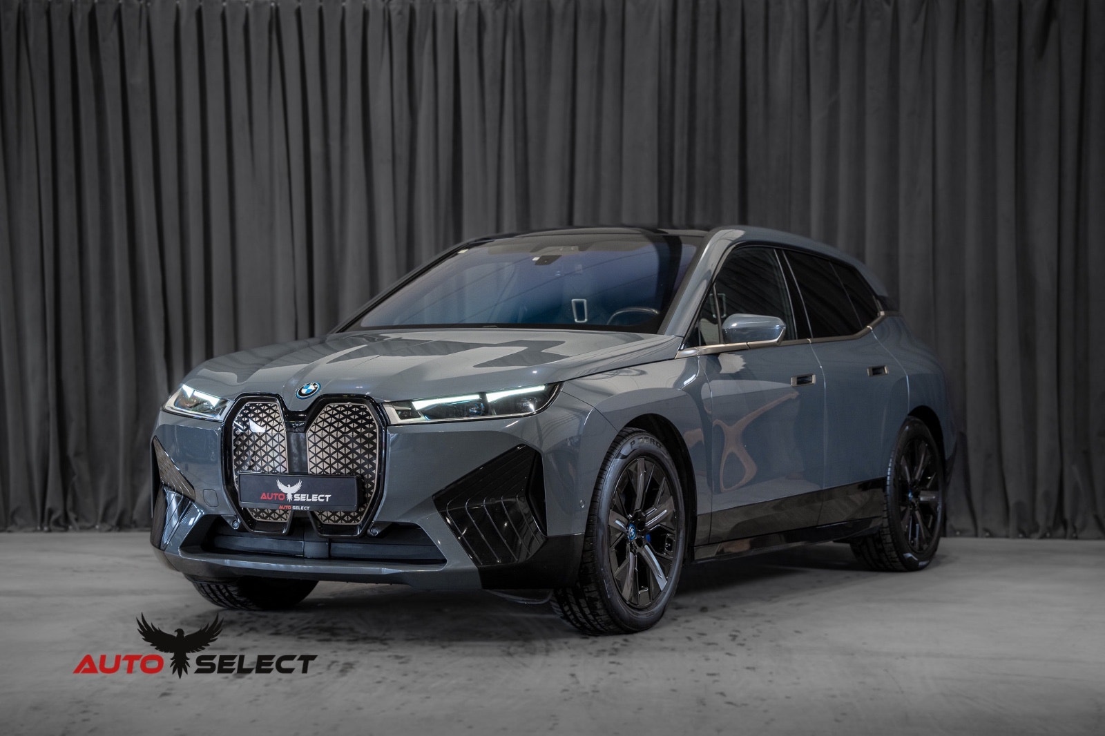 BMW iX xDrive50, 524hk, 2022